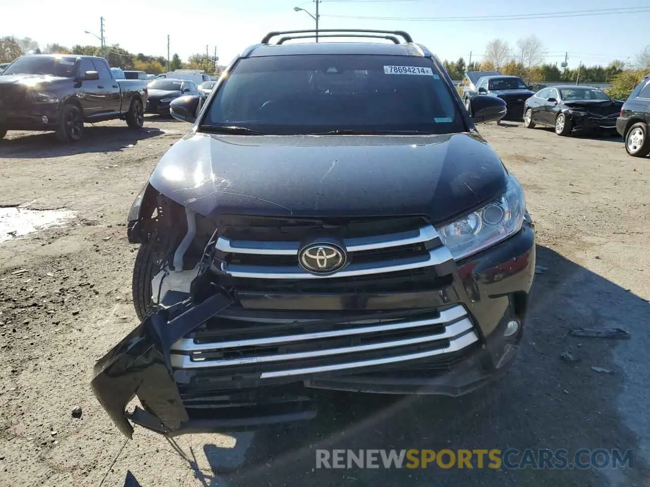 5 fotografías del automóvil dañado 5TDJZRFH7KS614491 TOYOTA HIGHLANDER 2019