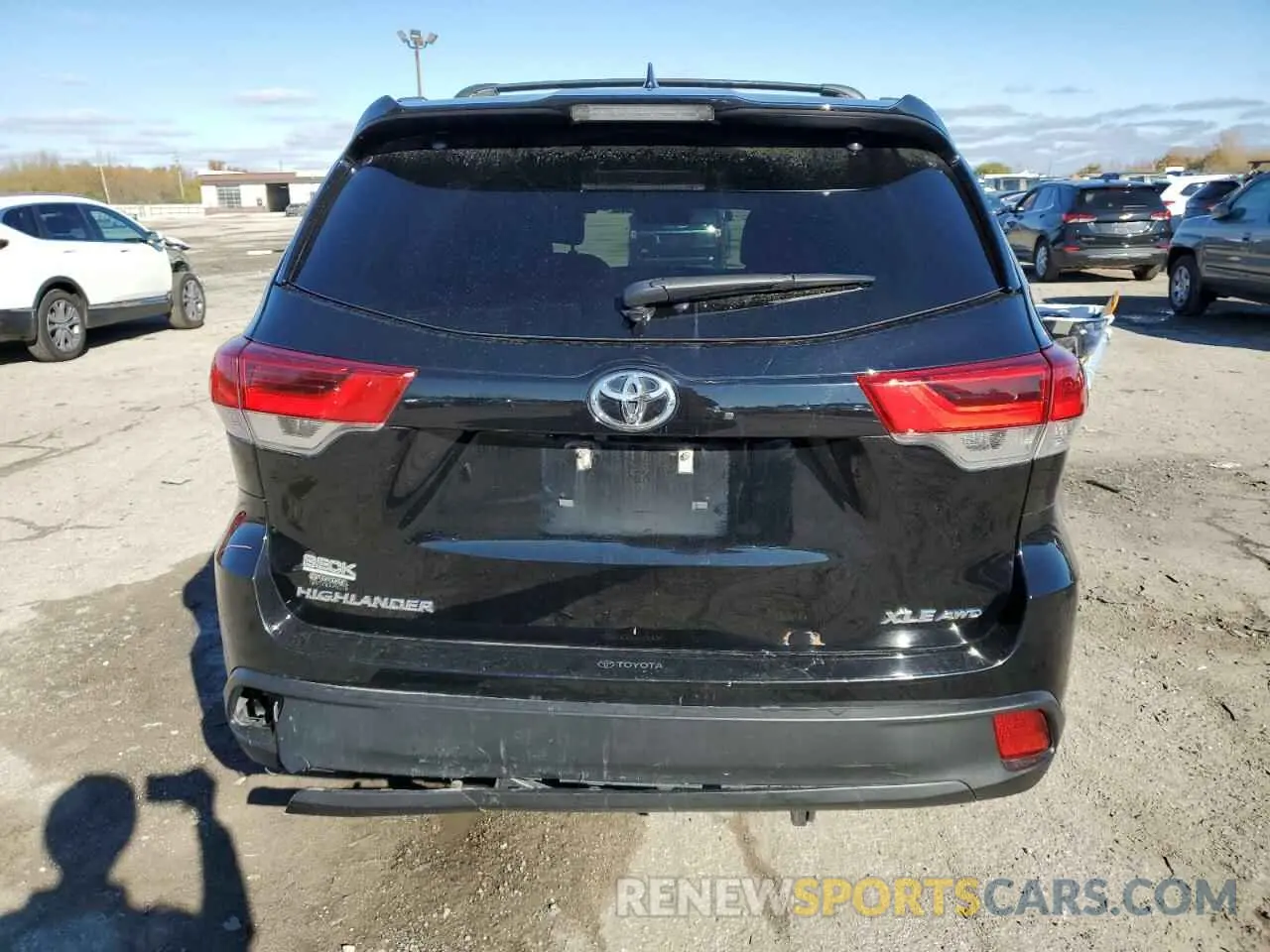 6 fotografías del automóvil dañado 5TDJZRFH7KS614491 TOYOTA HIGHLANDER 2019