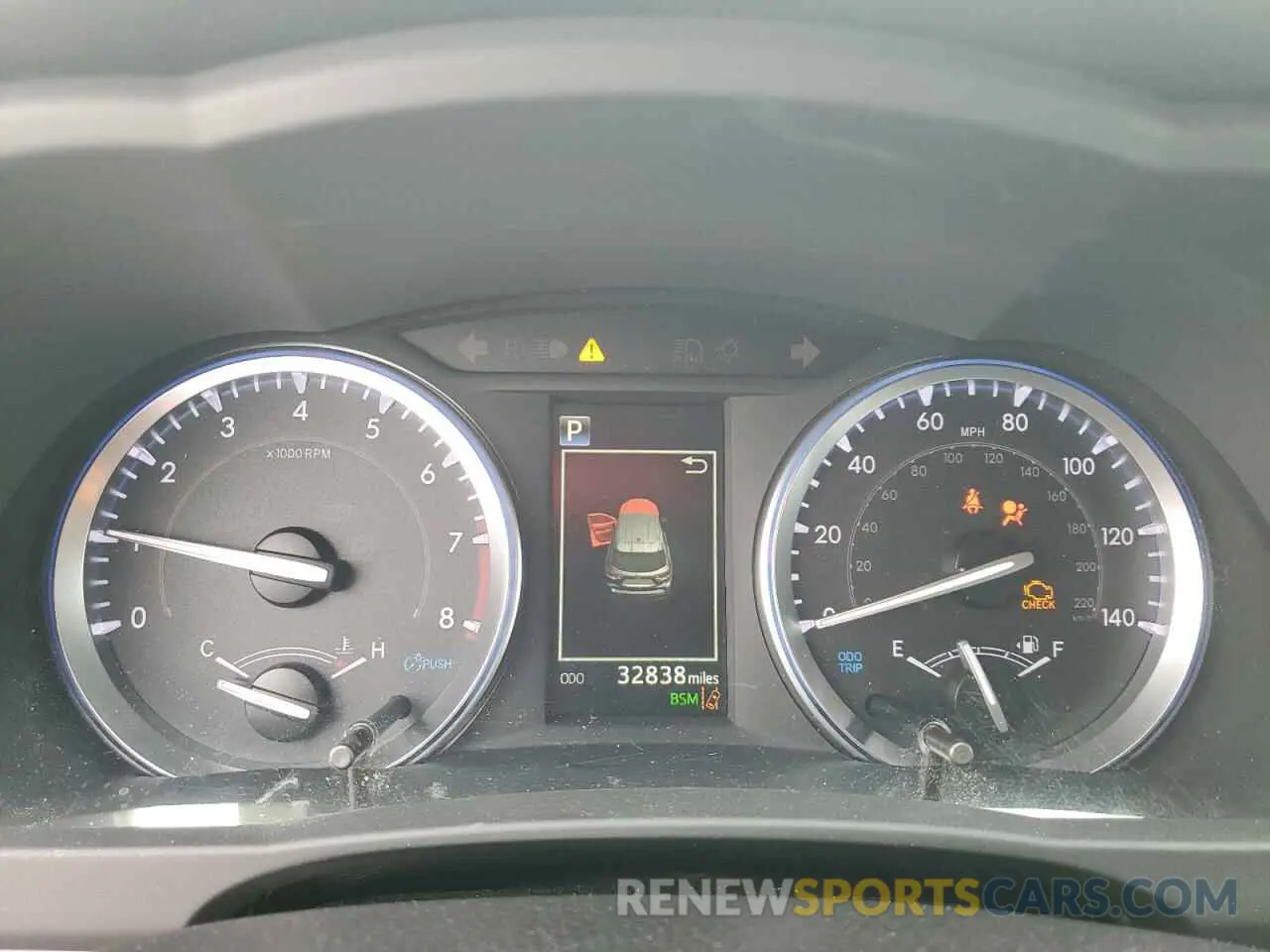 9 fotografías del automóvil dañado 5TDJZRFH7KS615625 TOYOTA HIGHLANDER 2019
