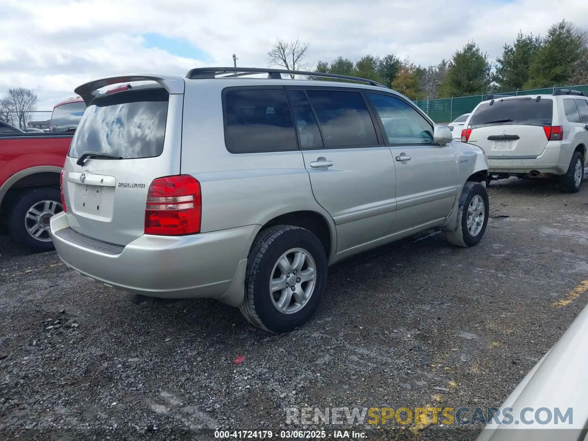 4 fotografías del automóvil dañado 5TDJZRFH7KS952229 TOYOTA HIGHLANDER 2019
