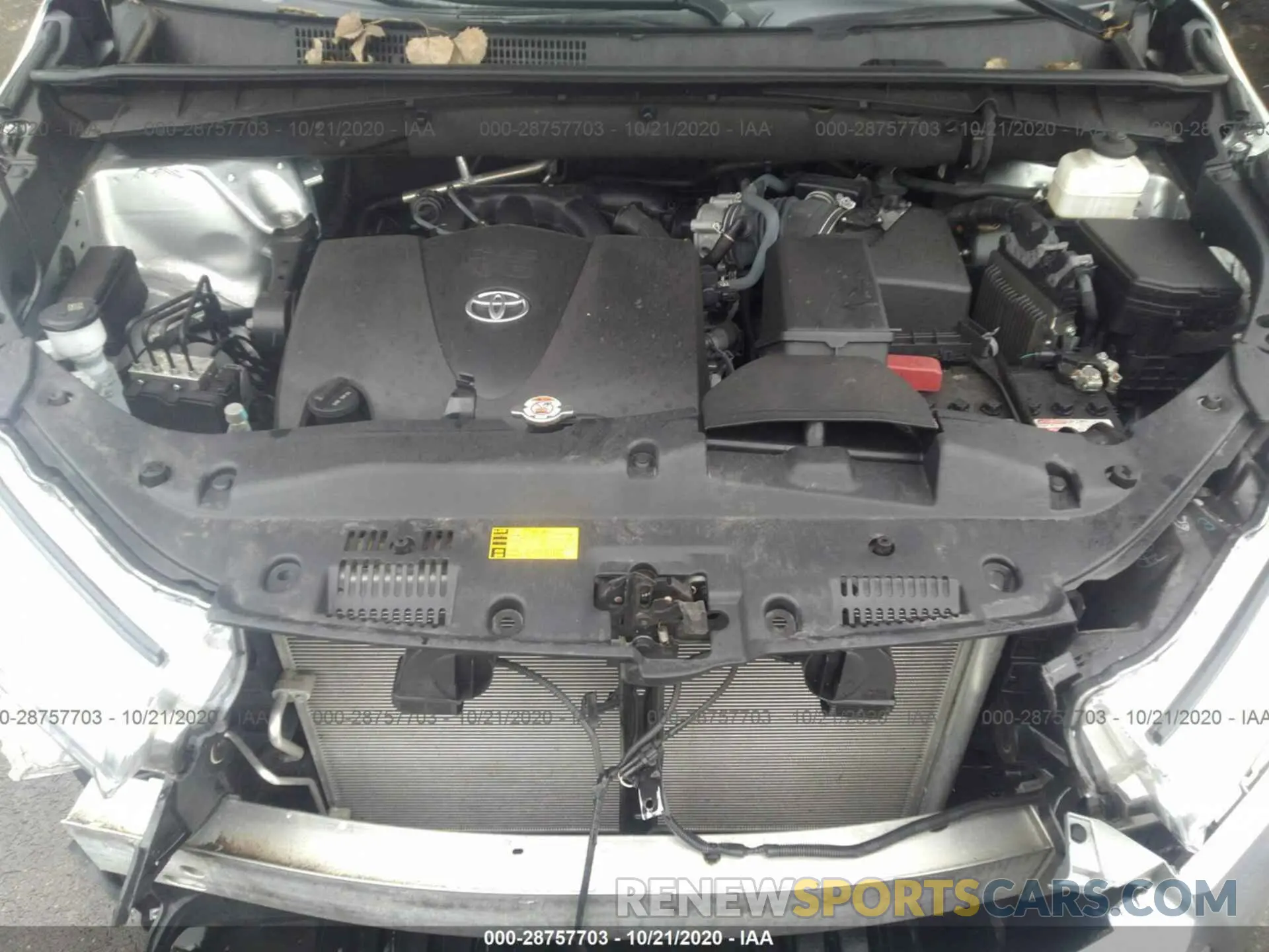 10 fotografías del automóvil dañado 5TDJZRFH8KS578066 TOYOTA HIGHLANDER 2019
