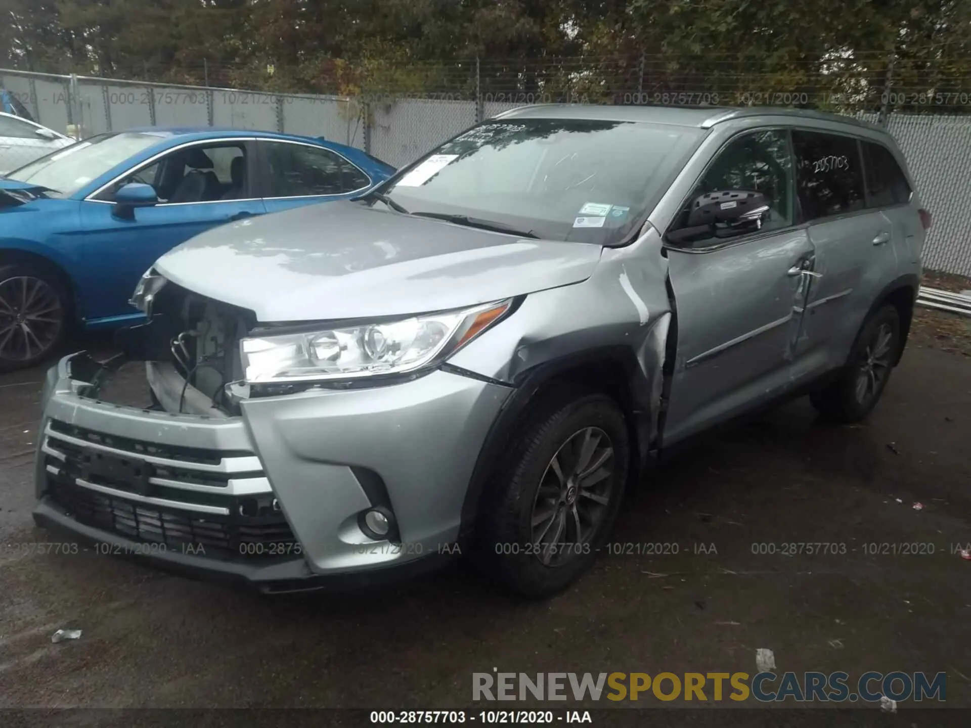 2 fotografías del automóvil dañado 5TDJZRFH8KS578066 TOYOTA HIGHLANDER 2019