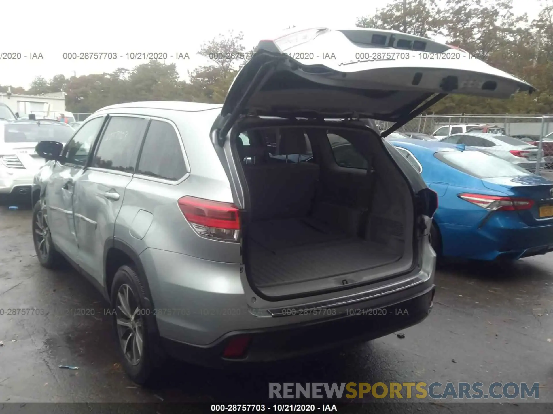 3 fotografías del automóvil dañado 5TDJZRFH8KS578066 TOYOTA HIGHLANDER 2019