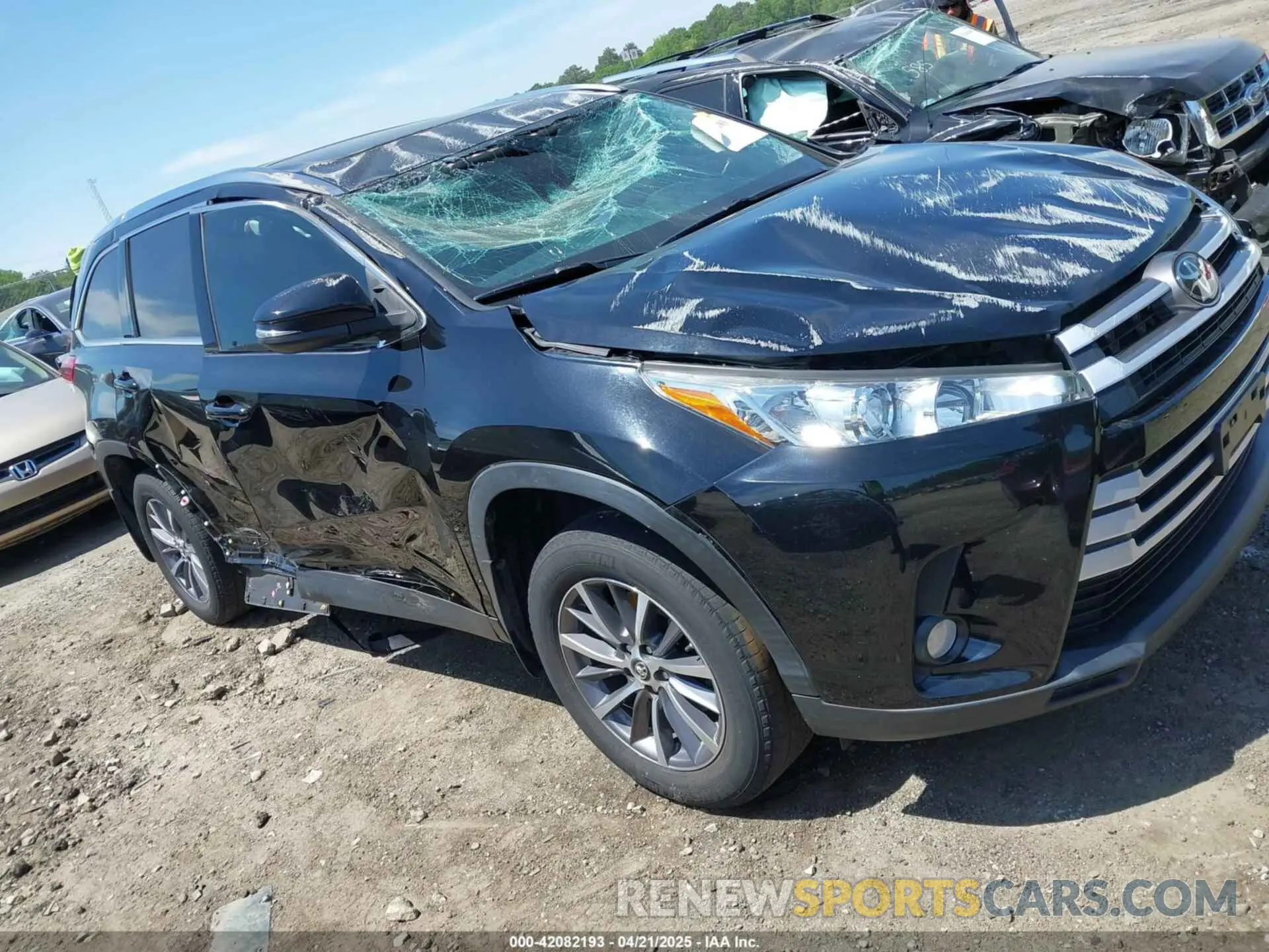 1 fotografías del automóvil dañado 5TDJZRFH8KS585552 TOYOTA HIGHLANDER 2019