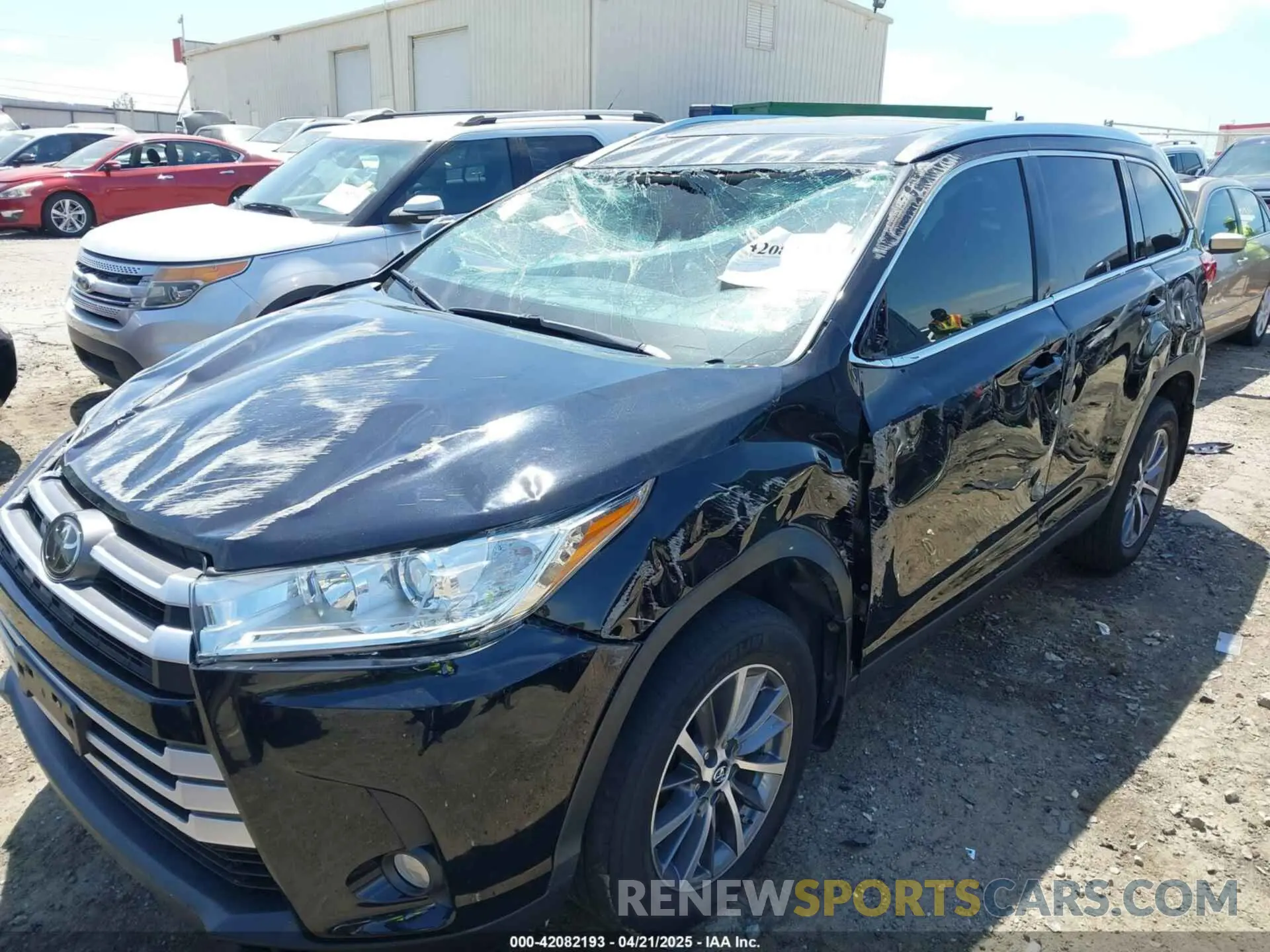 6 fotografías del automóvil dañado 5TDJZRFH8KS585552 TOYOTA HIGHLANDER 2019