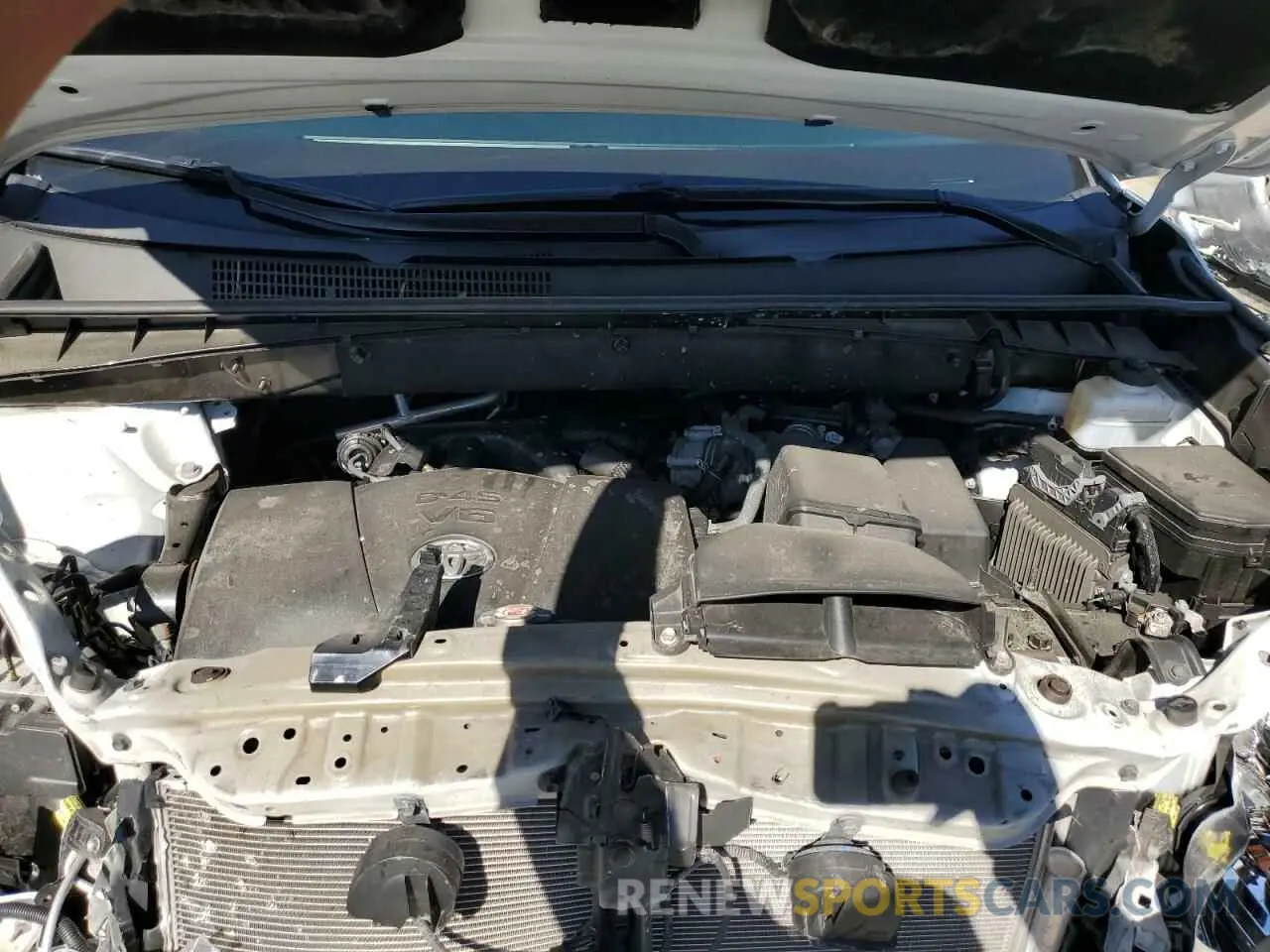 12 fotografías del automóvil dañado 5TDJZRFH8KS606609 TOYOTA HIGHLANDER 2019