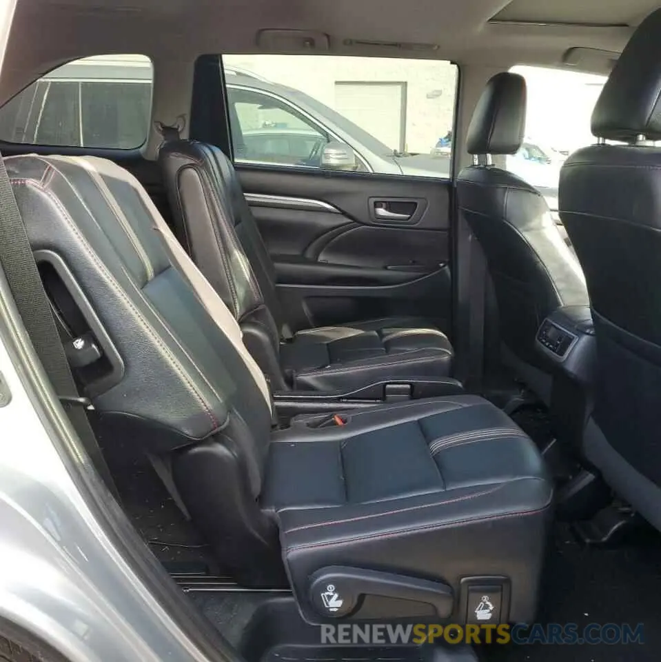 11 fotografías del automóvil dañado 5TDJZRFH8KS620266 TOYOTA HIGHLANDER 2019