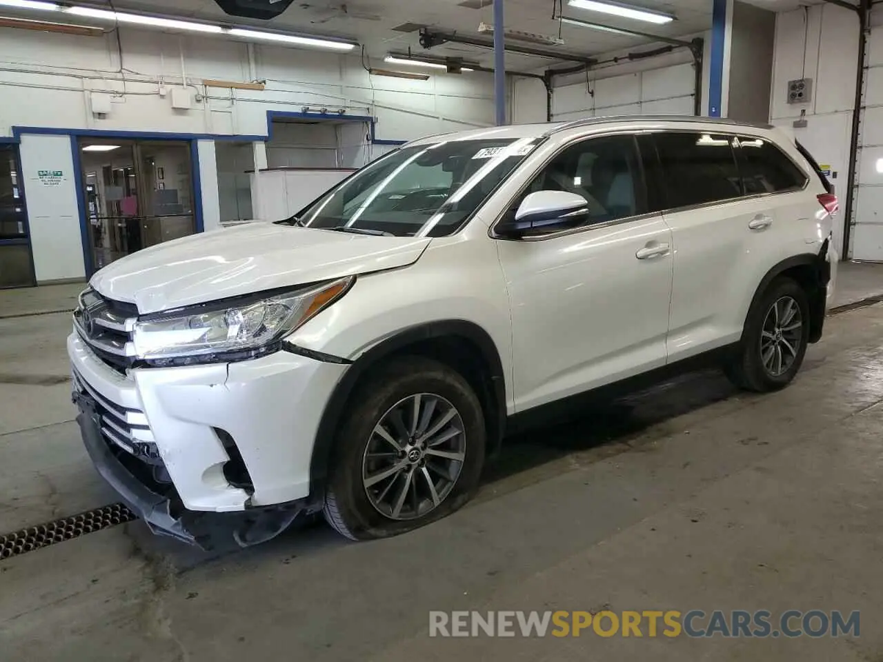 1 fotografías del automóvil dañado 5TDJZRFH8KS919840 TOYOTA HIGHLANDER 2019
