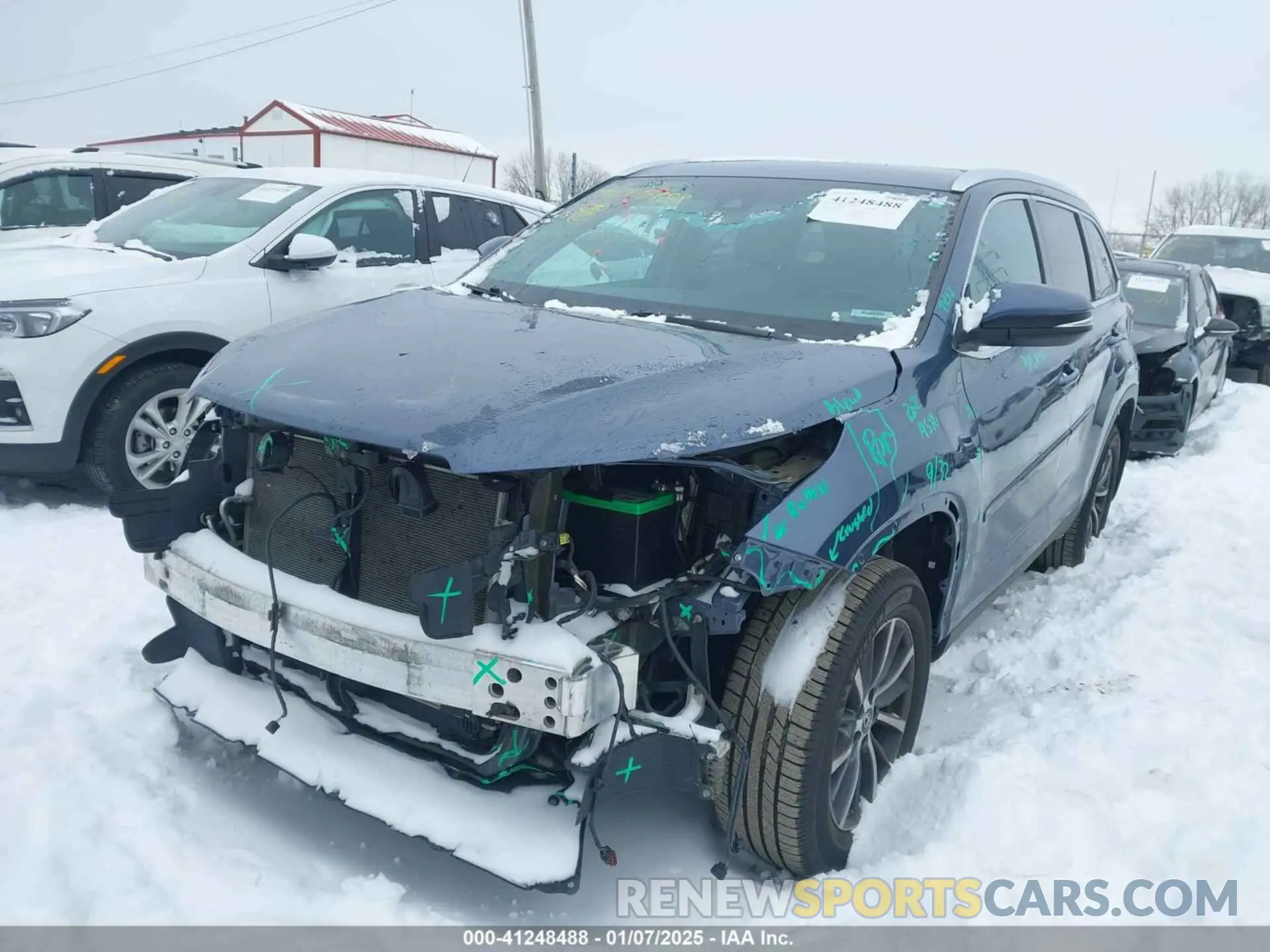 2 fotografías del automóvil dañado 5TDJZRFH8KS939960 TOYOTA HIGHLANDER 2019