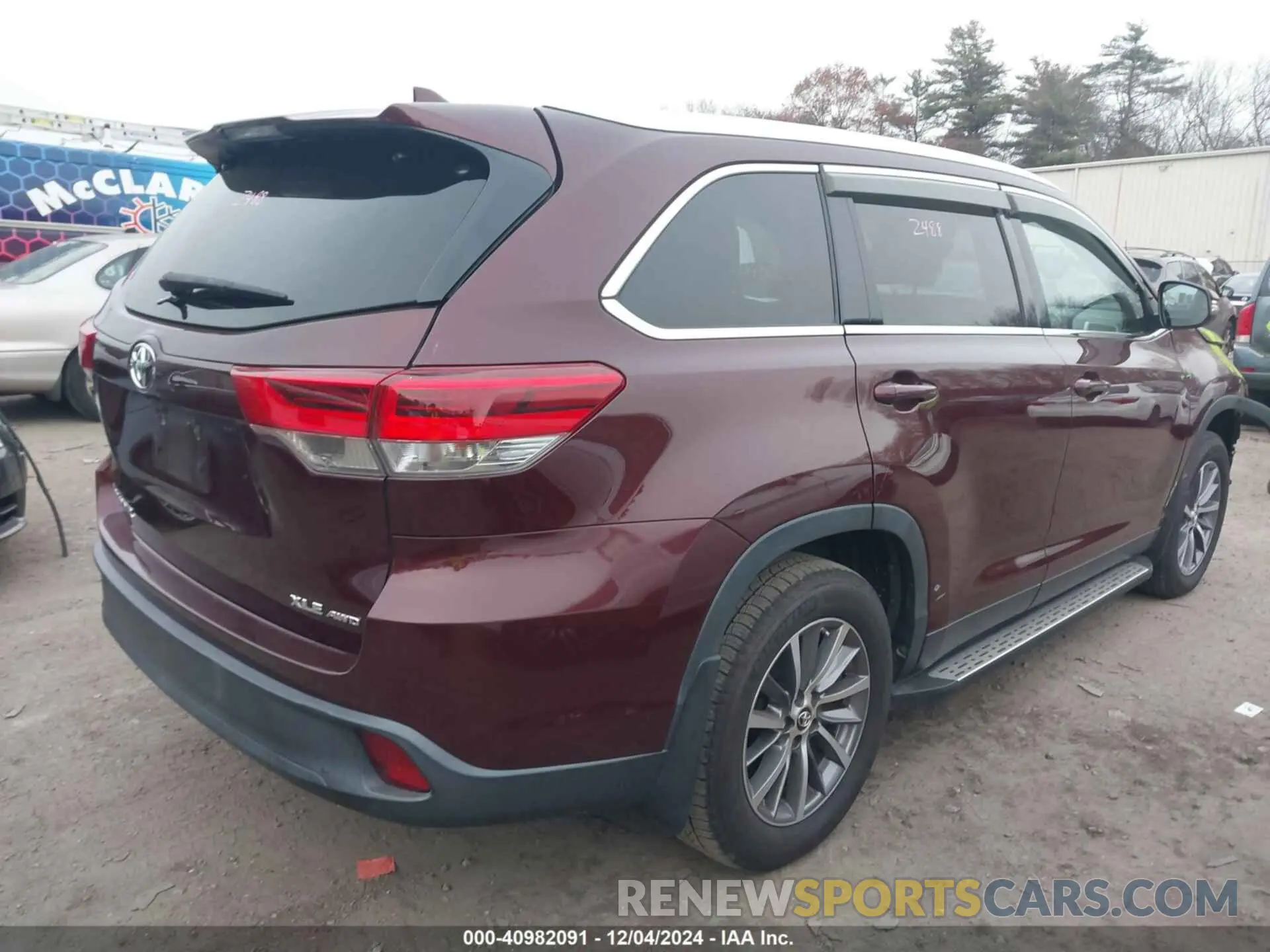 4 fotografías del automóvil dañado 5TDJZRFH8KS983165 TOYOTA HIGHLANDER 2019