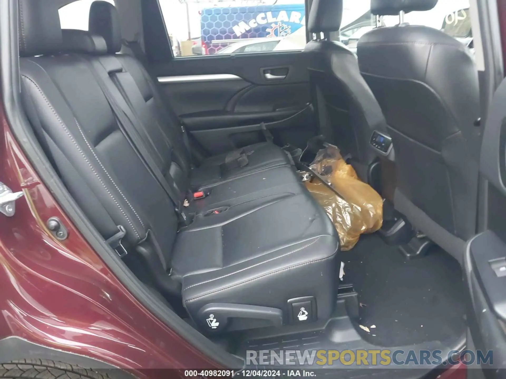 8 fotografías del automóvil dañado 5TDJZRFH8KS983165 TOYOTA HIGHLANDER 2019