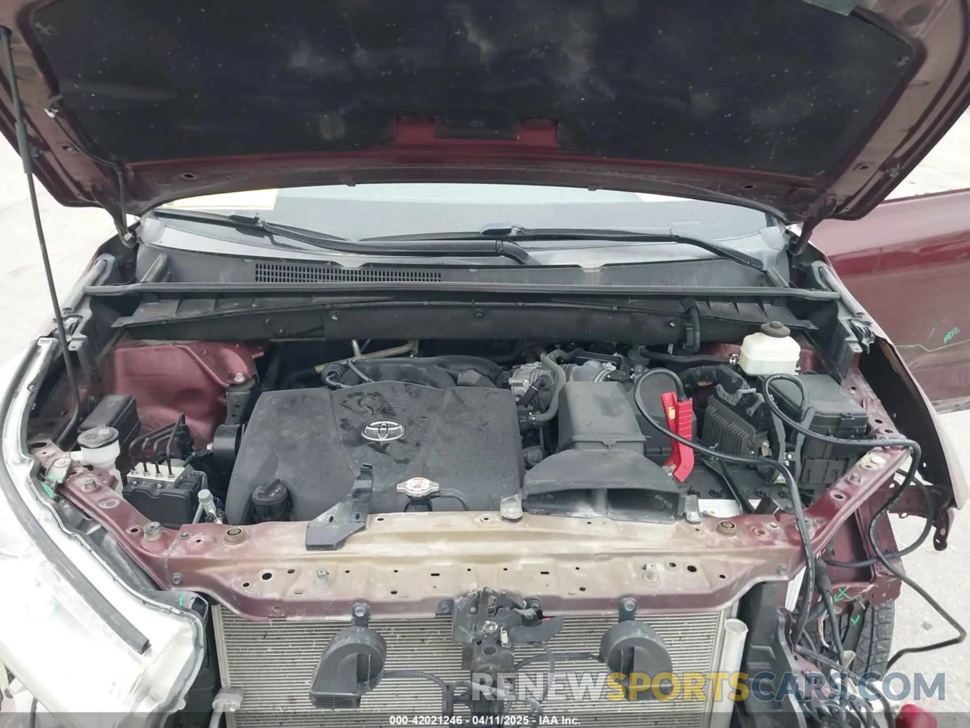 10 fotografías del automóvil dañado 5TDJZRFH8KS993713 TOYOTA HIGHLANDER 2019
