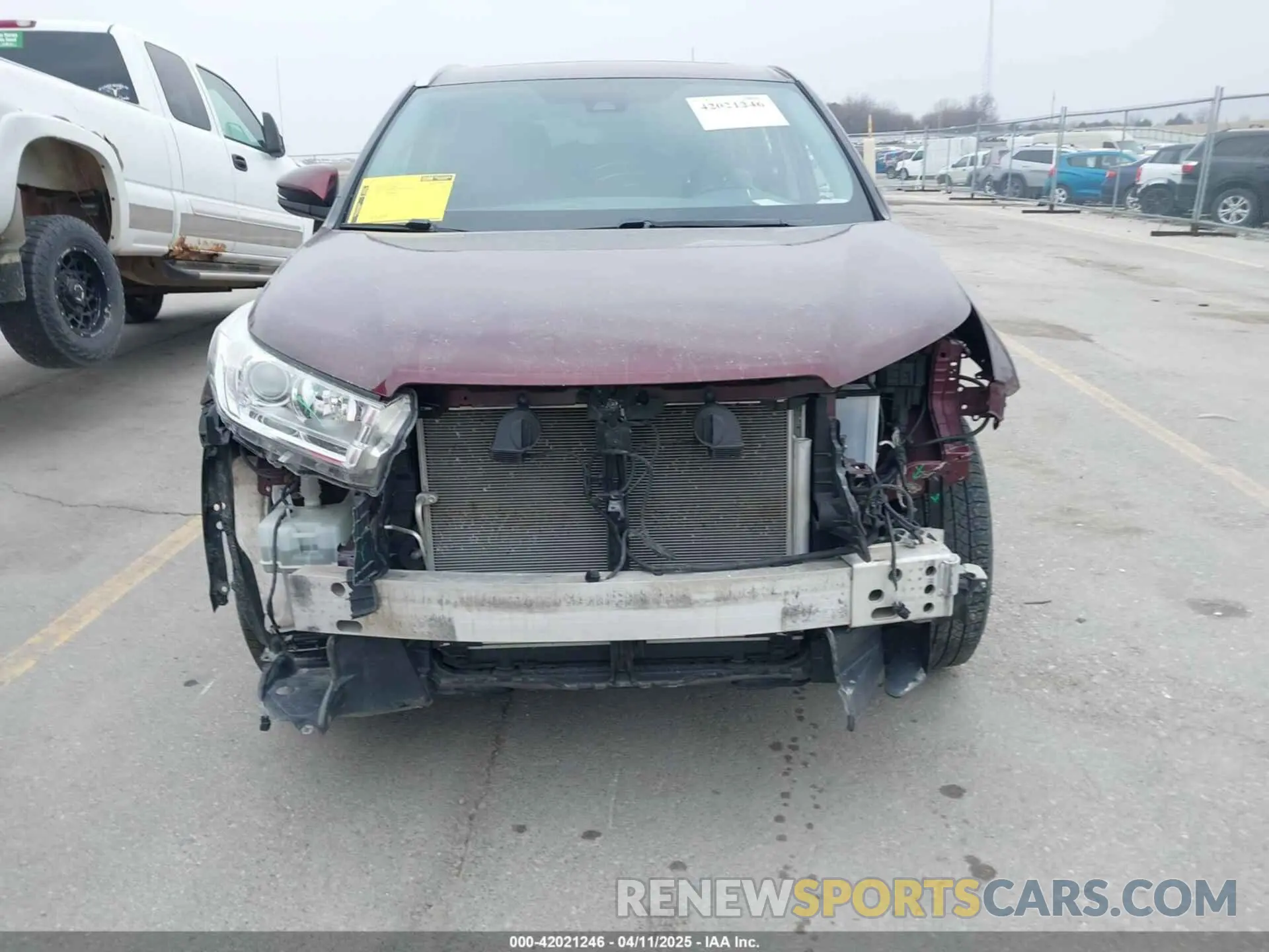 17 fotografías del automóvil dañado 5TDJZRFH8KS993713 TOYOTA HIGHLANDER 2019