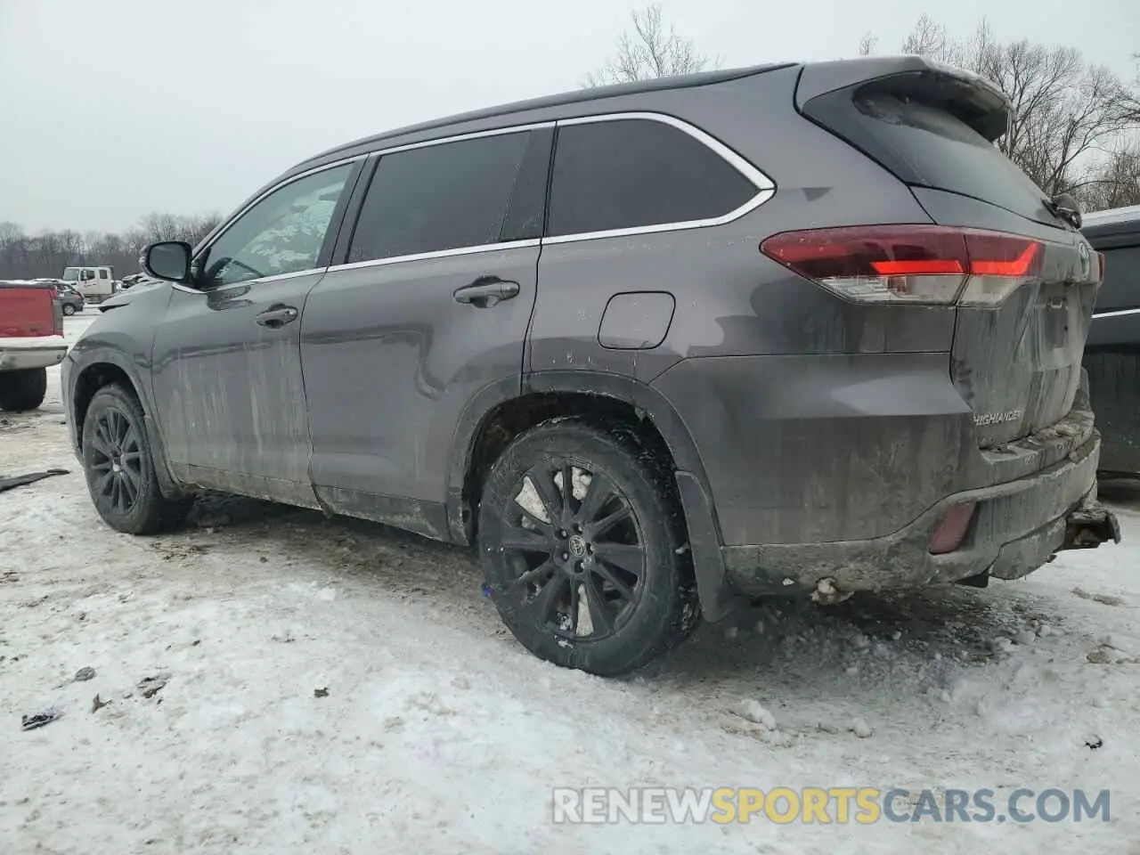 2 fotografías del automóvil dañado 5TDJZRFH9KS578755 TOYOTA HIGHLANDER 2019