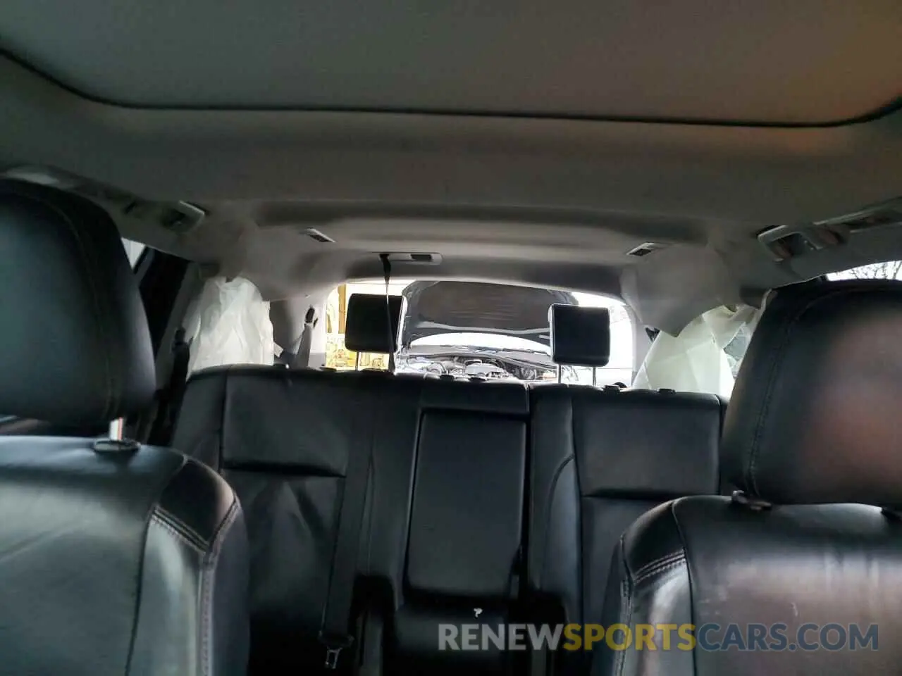 10 fotografías del automóvil dañado 5TDJZRFH9KS589576 TOYOTA HIGHLANDER 2019