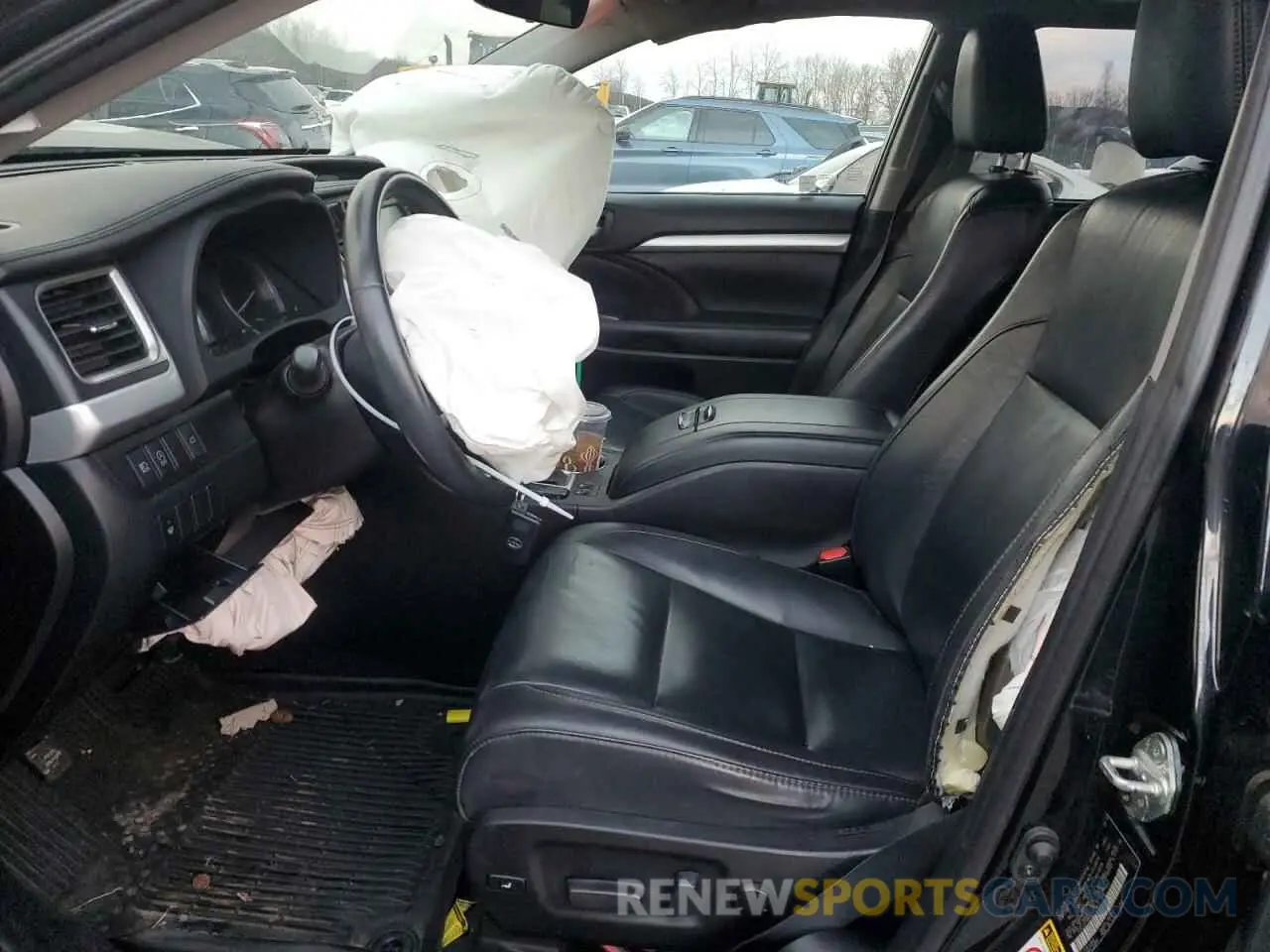 7 fotografías del automóvil dañado 5TDJZRFH9KS589576 TOYOTA HIGHLANDER 2019