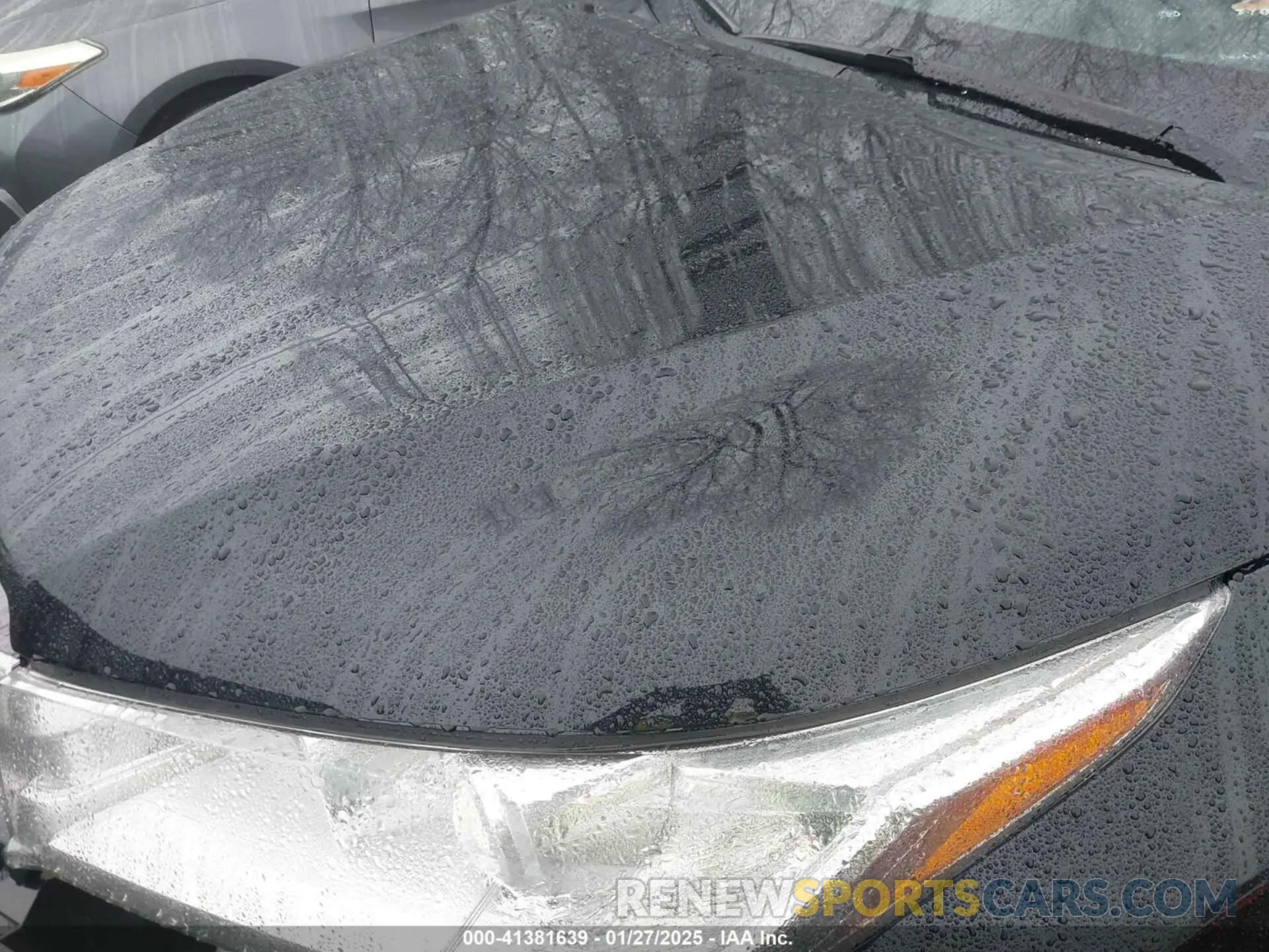 10 fotografías del automóvil dañado 5TDJZRFH9KS597953 TOYOTA HIGHLANDER 2019