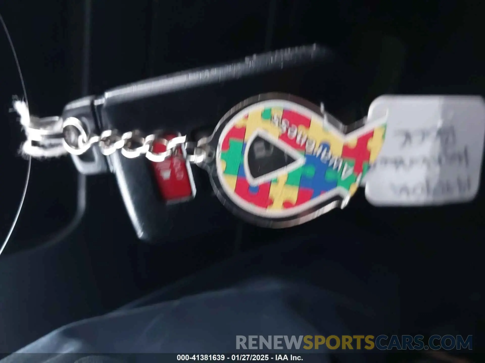11 fotografías del automóvil dañado 5TDJZRFH9KS597953 TOYOTA HIGHLANDER 2019