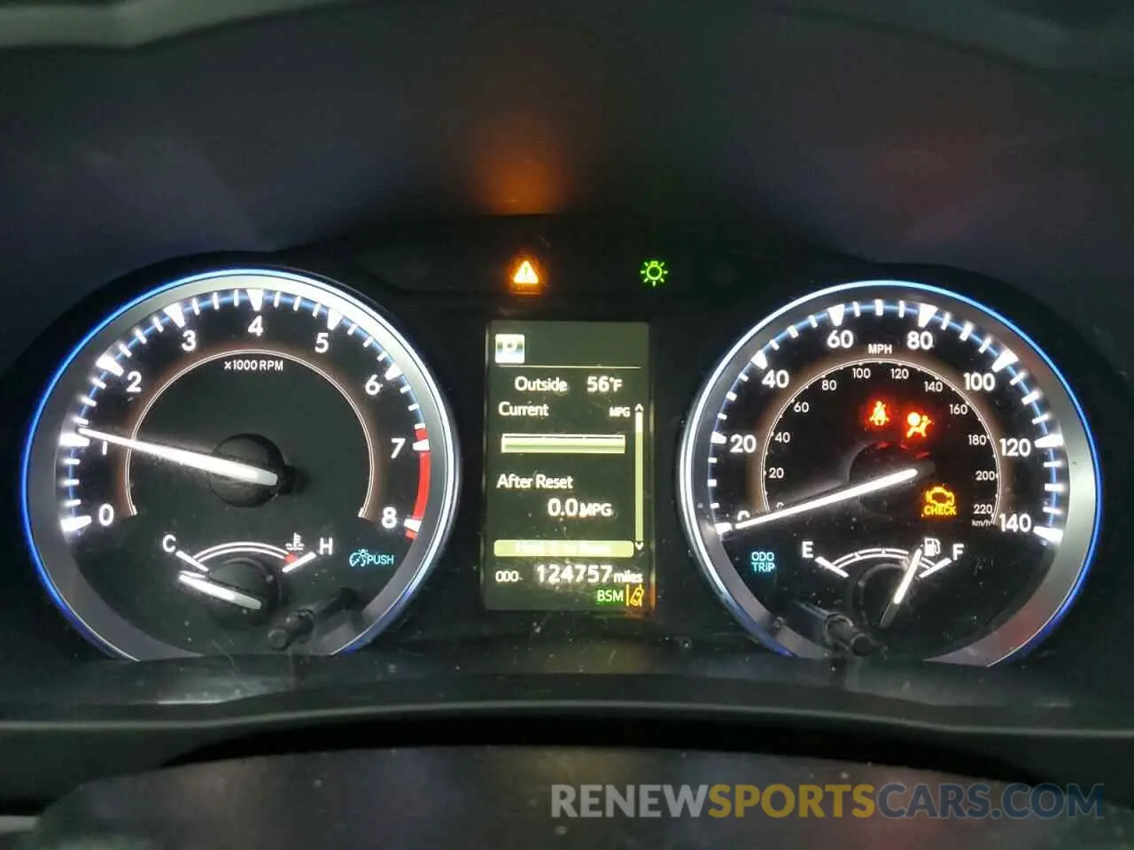 9 fotografías del automóvil dañado 5TDJZRFH9KS712163 TOYOTA HIGHLANDER 2019