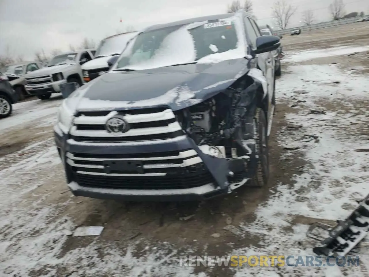 5 fotografías del automóvil dañado 5TDJZRFH9KS955844 TOYOTA HIGHLANDER 2019