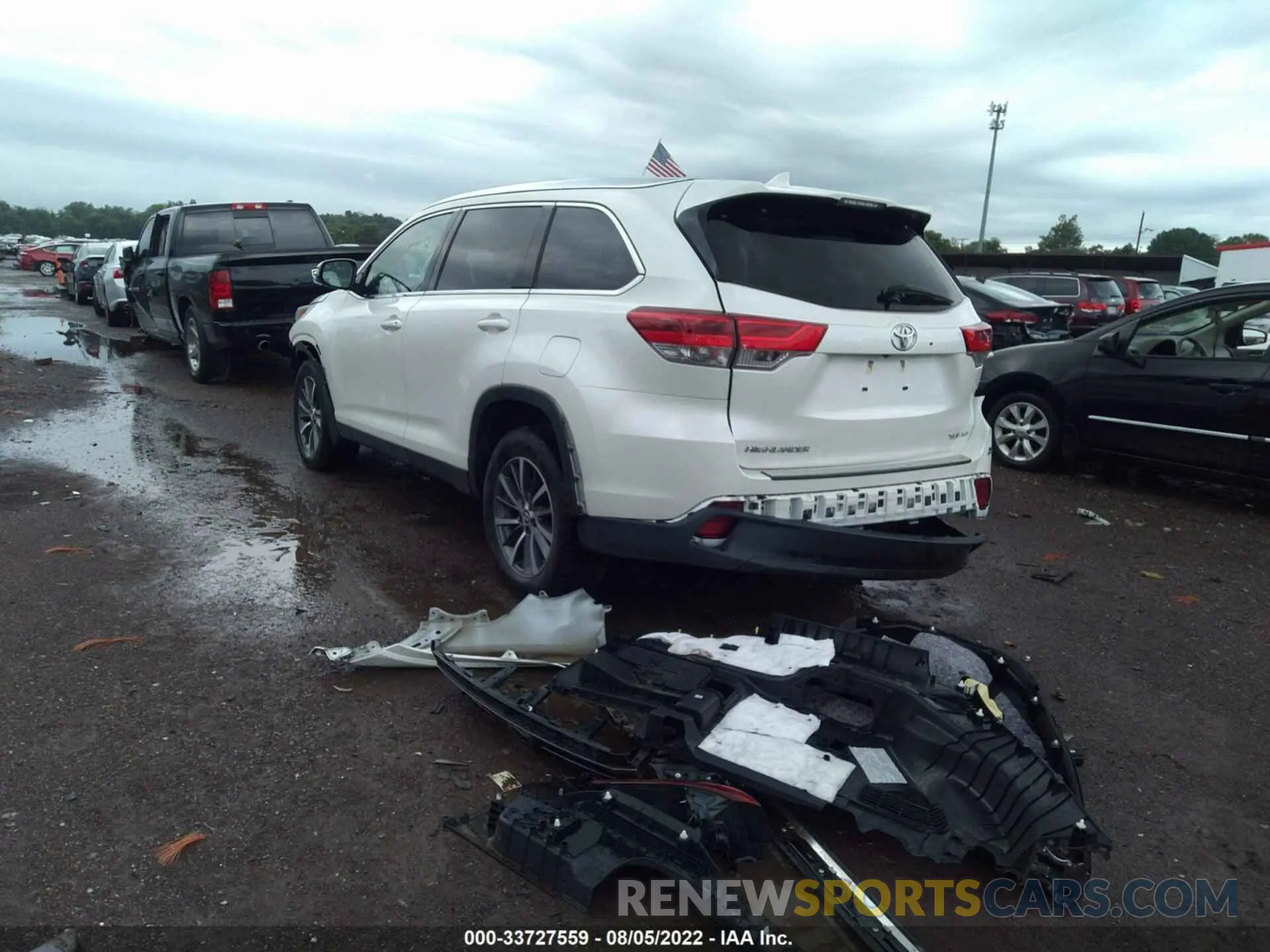 3 fotografías del automóvil dañado 5TDJZRFHXKS593958 TOYOTA HIGHLANDER 2019