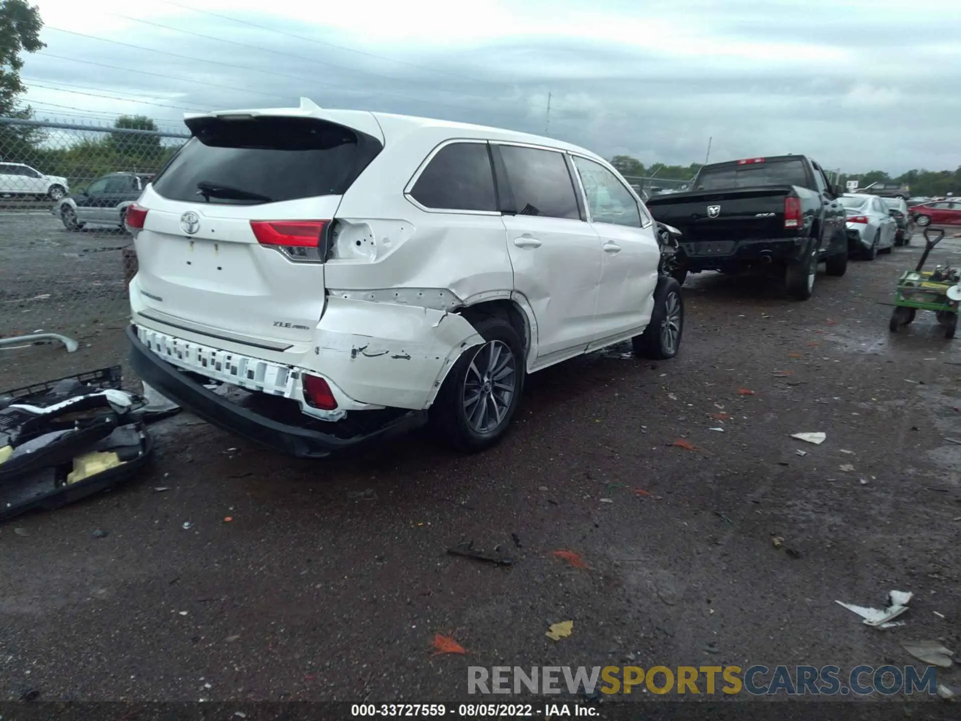4 fotografías del automóvil dañado 5TDJZRFHXKS593958 TOYOTA HIGHLANDER 2019