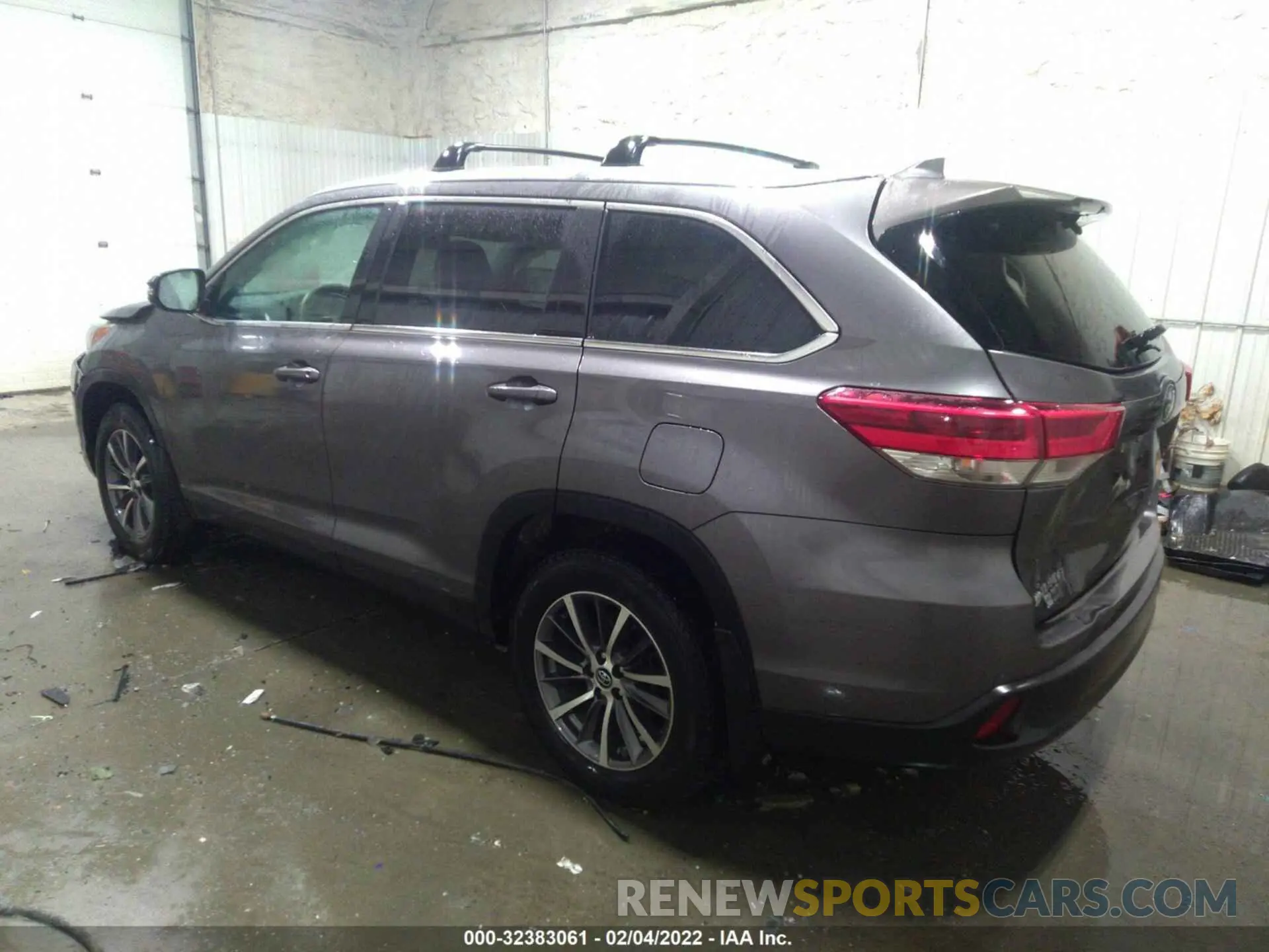 3 fotografías del automóvil dañado 5TDJZRFHXKS599839 TOYOTA HIGHLANDER 2019