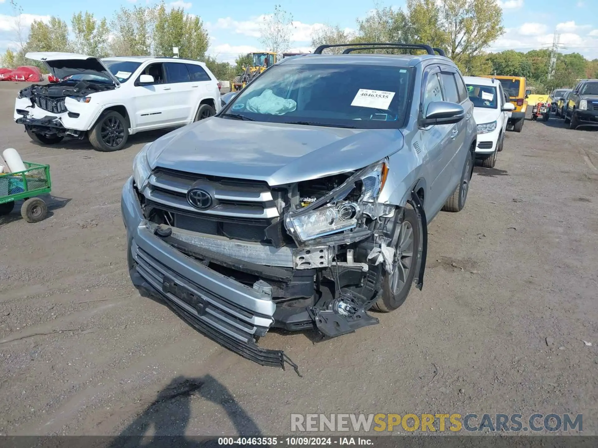 2 fotografías del automóvil dañado 5TDJZRFHXKS726296 TOYOTA HIGHLANDER 2019