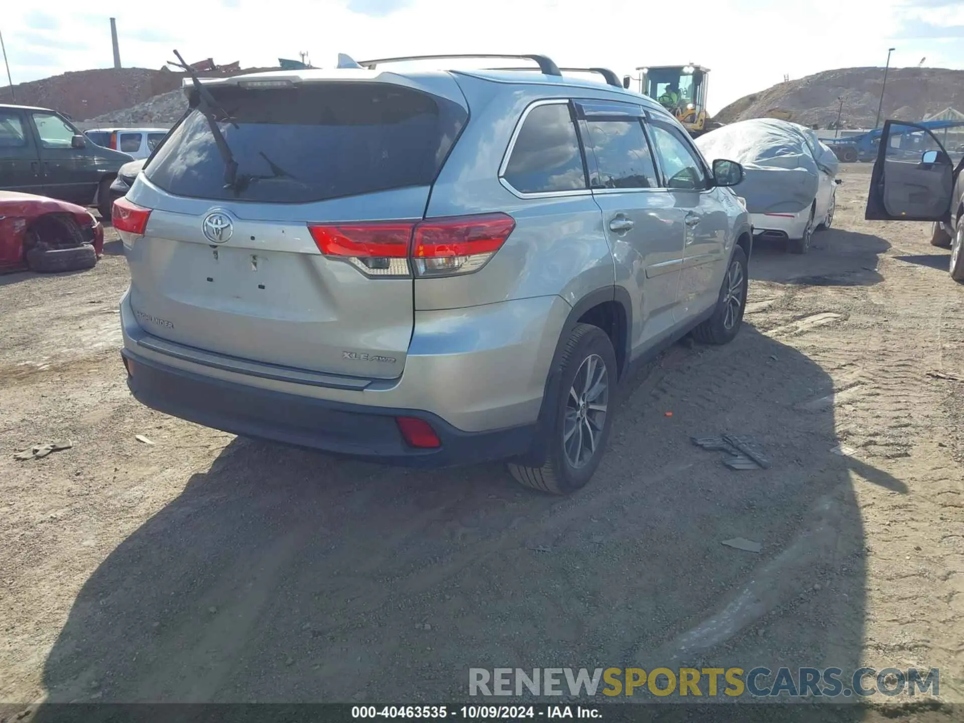 4 fotografías del automóvil dañado 5TDJZRFHXKS726296 TOYOTA HIGHLANDER 2019