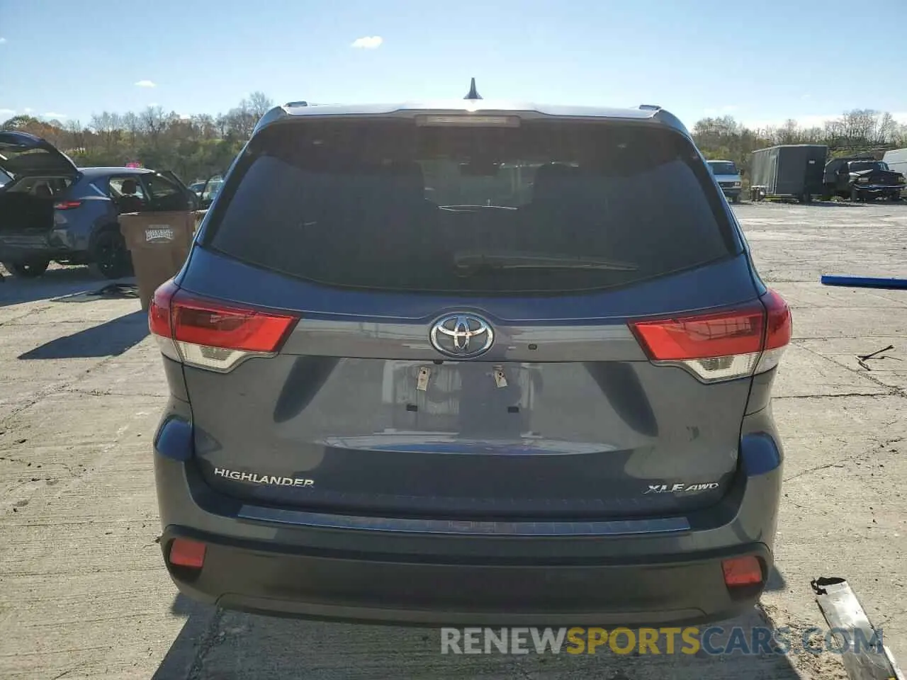 6 fotografías del automóvil dañado 5TDJZRFHXKS744149 TOYOTA HIGHLANDER 2019
