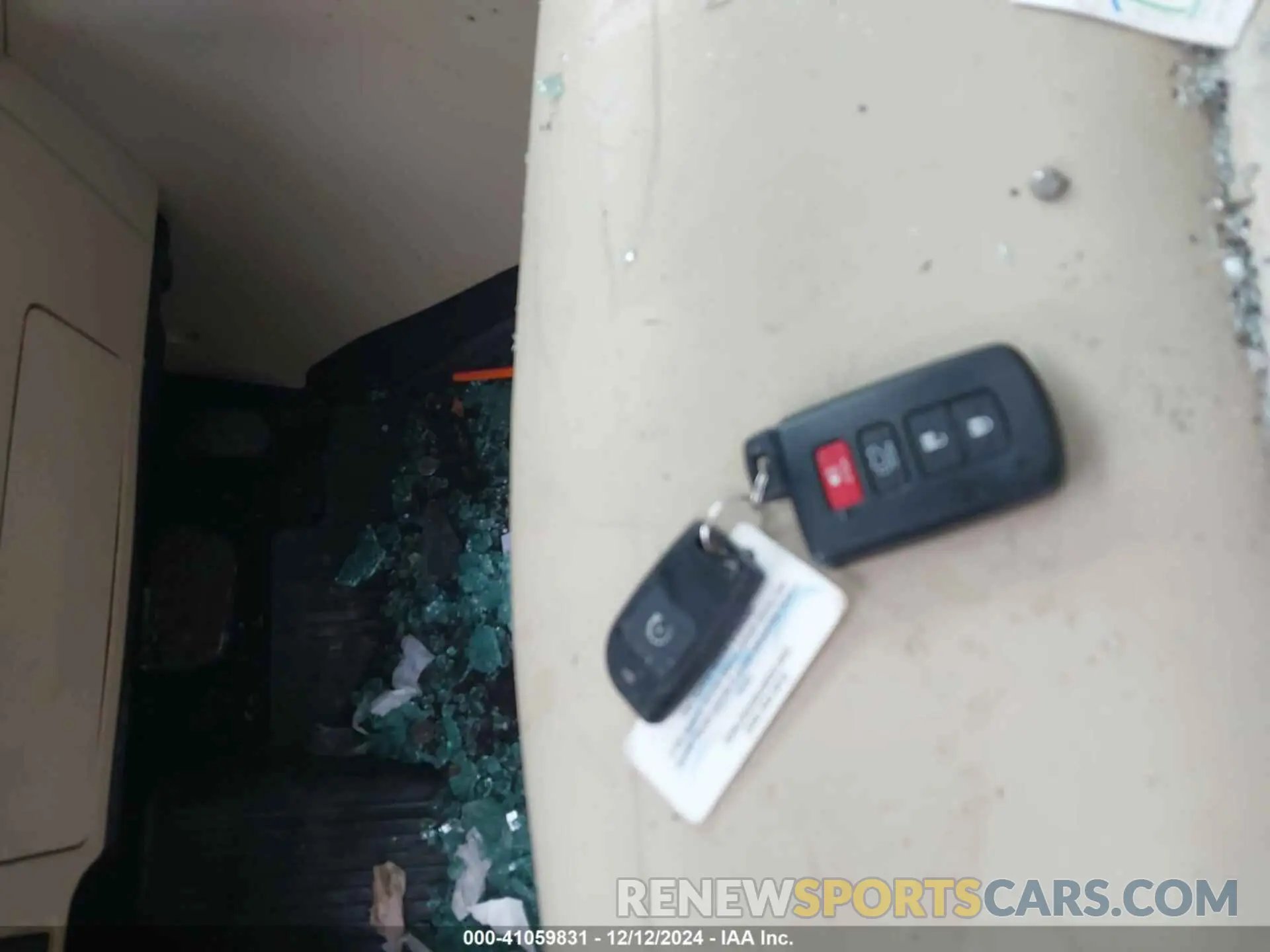 11 fotografías del automóvil dañado 5TDJZRFHXKS934114 TOYOTA HIGHLANDER 2019