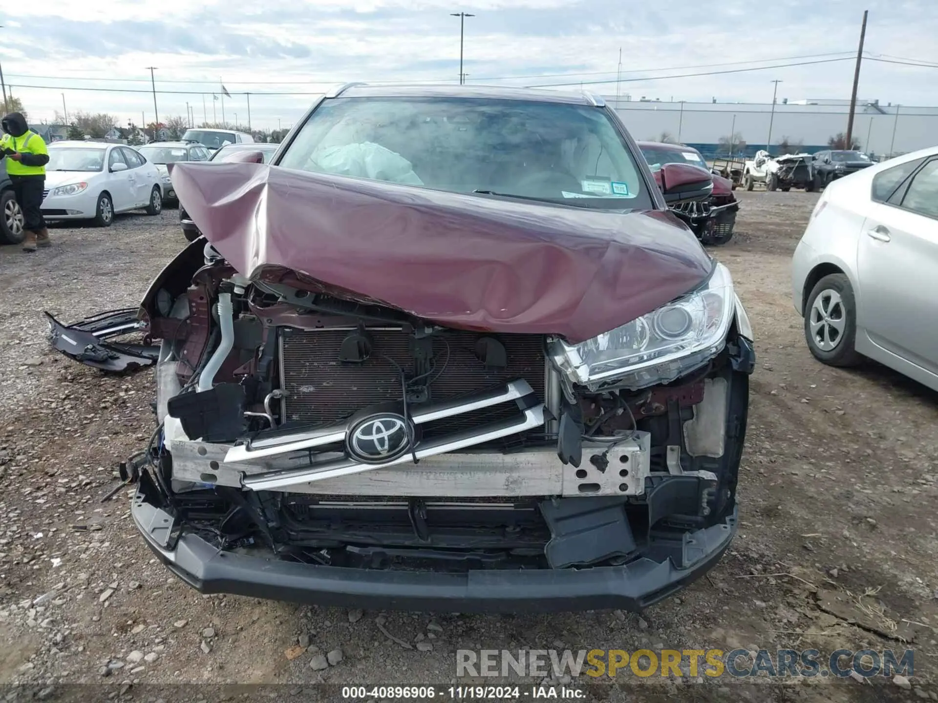 12 fotografías del automóvil dañado 5TDJZRFHXKS989985 TOYOTA HIGHLANDER 2019