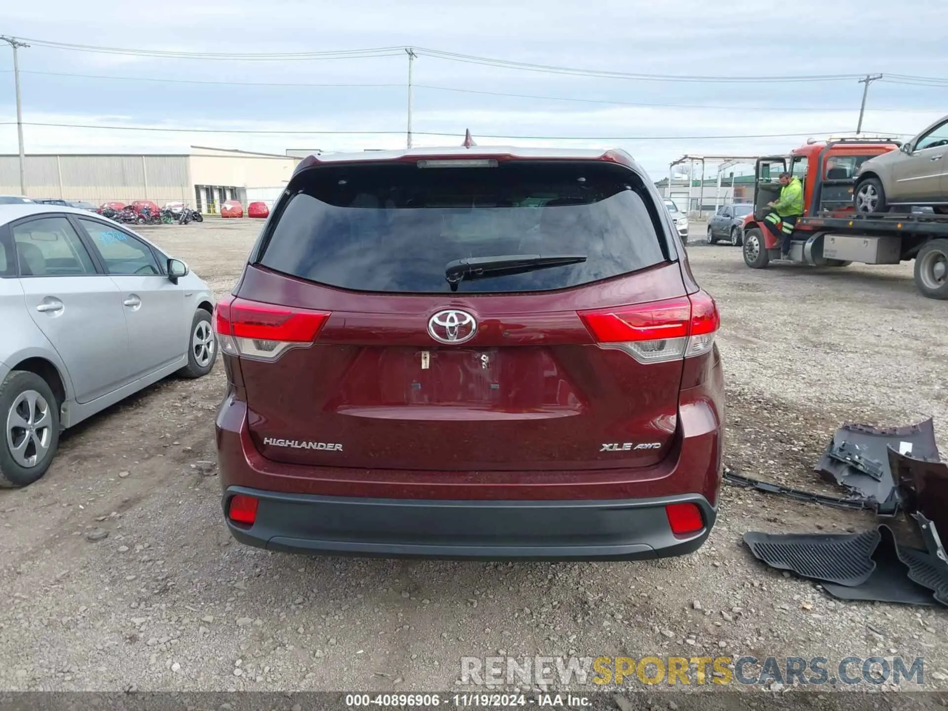 16 fotografías del automóvil dañado 5TDJZRFHXKS989985 TOYOTA HIGHLANDER 2019