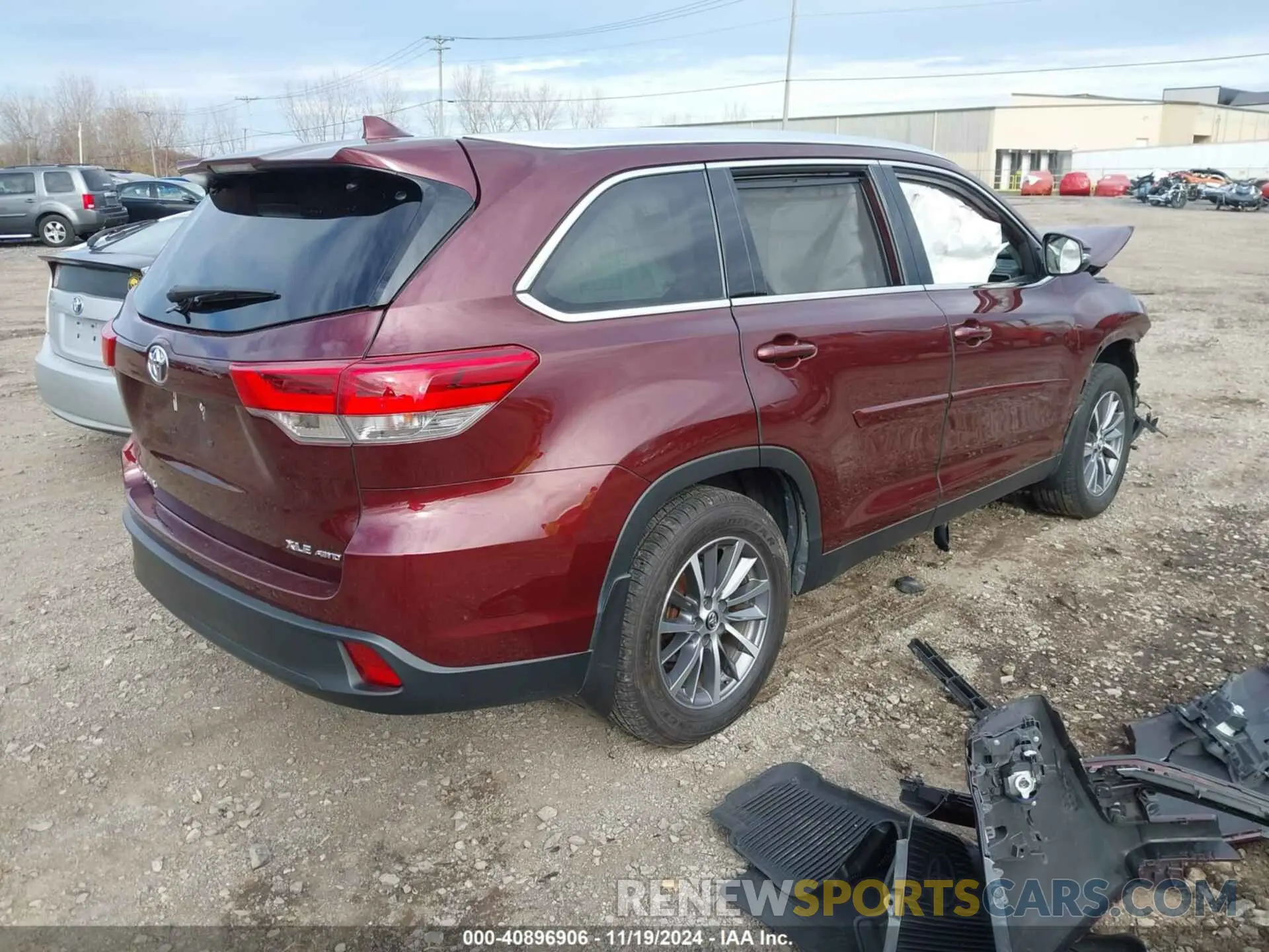 4 fotografías del automóvil dañado 5TDJZRFHXKS989985 TOYOTA HIGHLANDER 2019