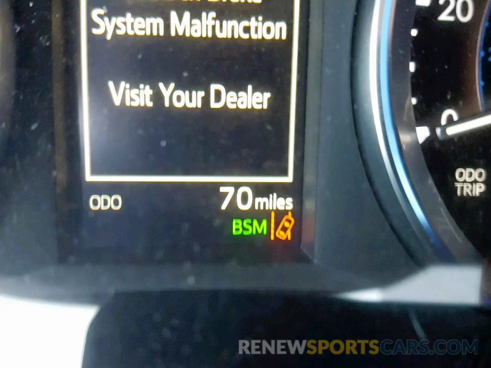 8 fotografías del automóvil dañado 5TDKZRFH0KS303053 TOYOTA HIGHLANDER 2019