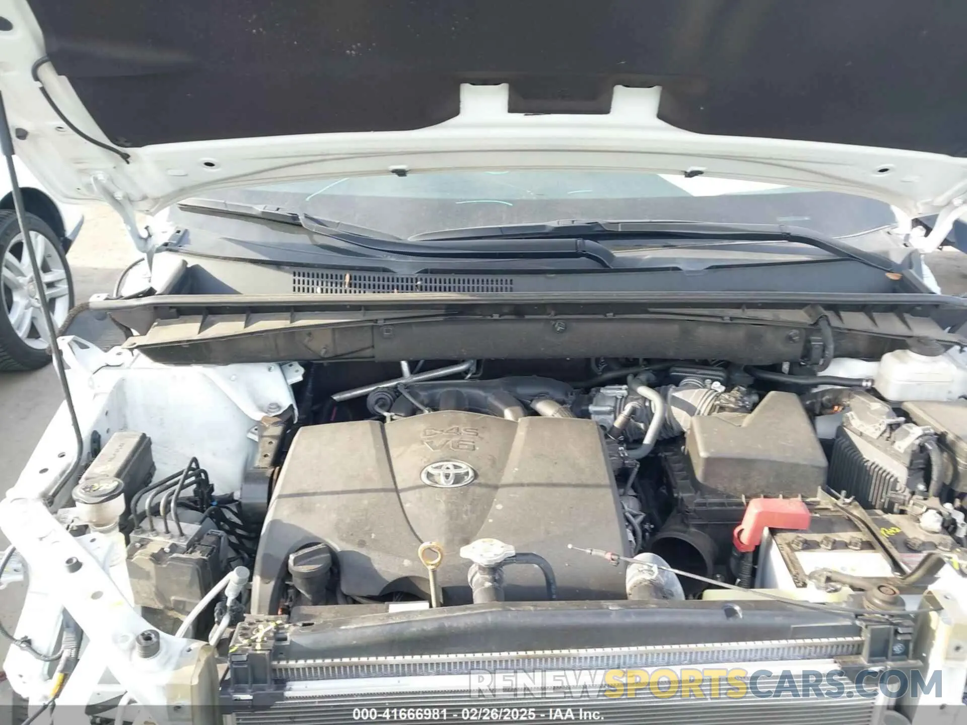 10 fotografías del automóvil dañado 5TDKZRFH0KS315218 TOYOTA HIGHLANDER 2019