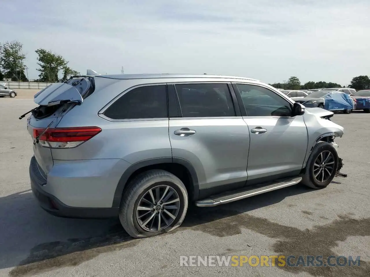 3 fotografías del automóvil dañado 5TDKZRFH0KS569107 TOYOTA HIGHLANDER 2019