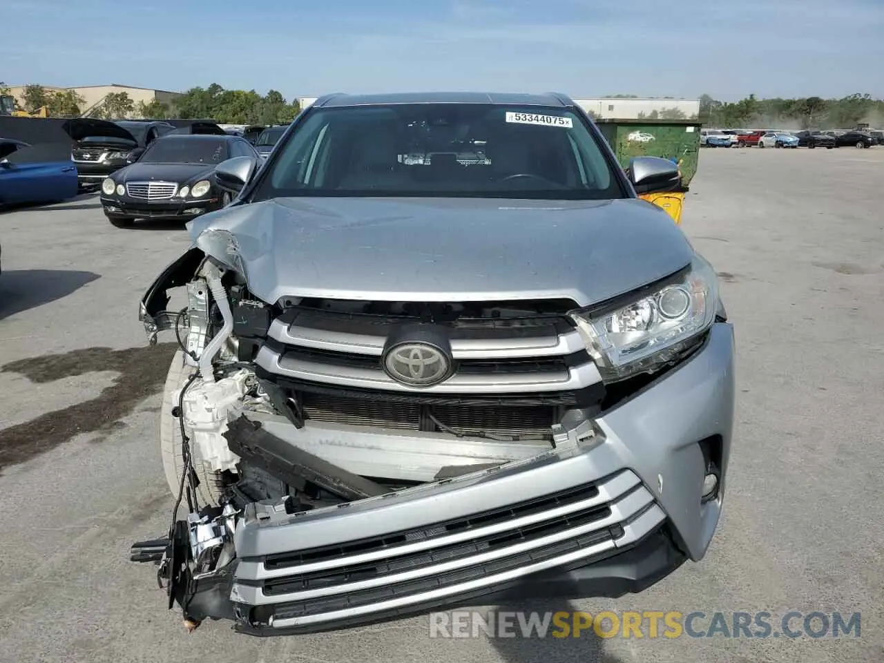 5 fotografías del automóvil dañado 5TDKZRFH0KS569107 TOYOTA HIGHLANDER 2019