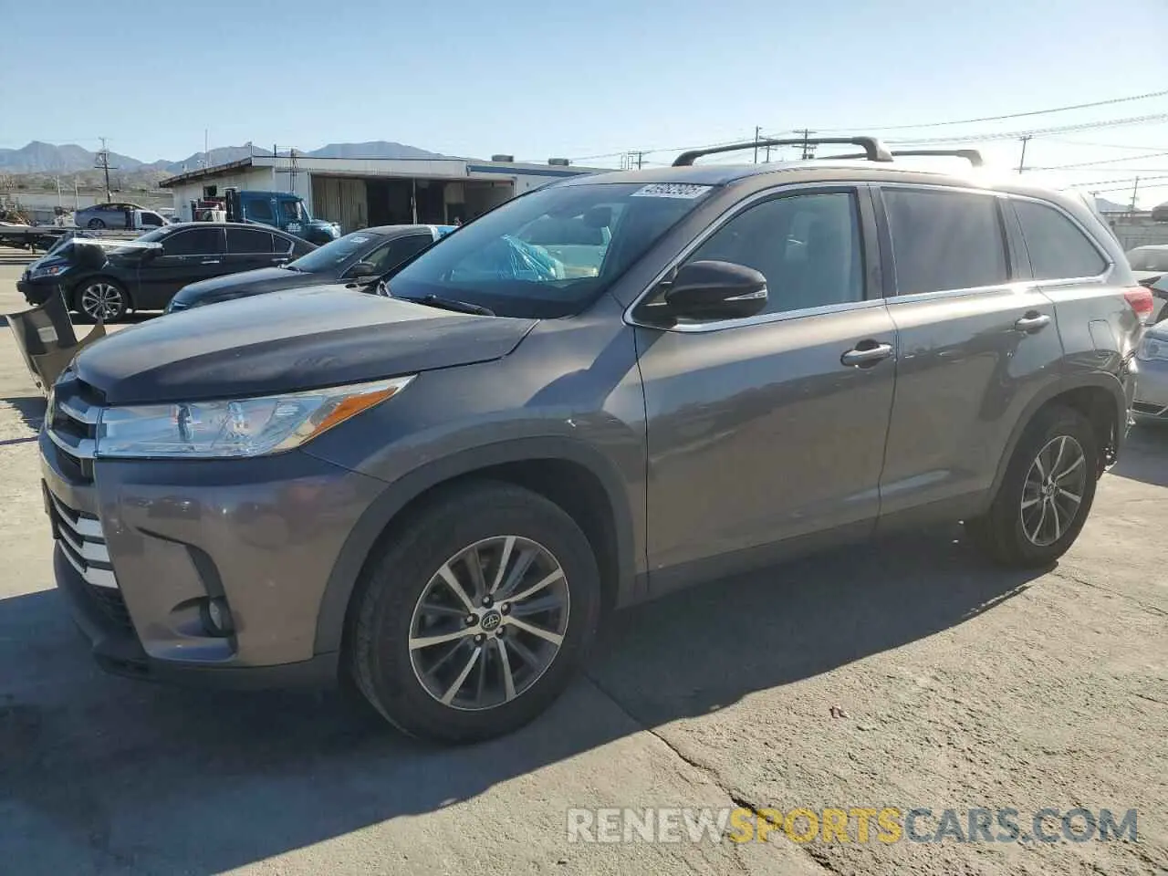 1 fotografías del automóvil dañado 5TDKZRFH0KS571200 TOYOTA HIGHLANDER 2019