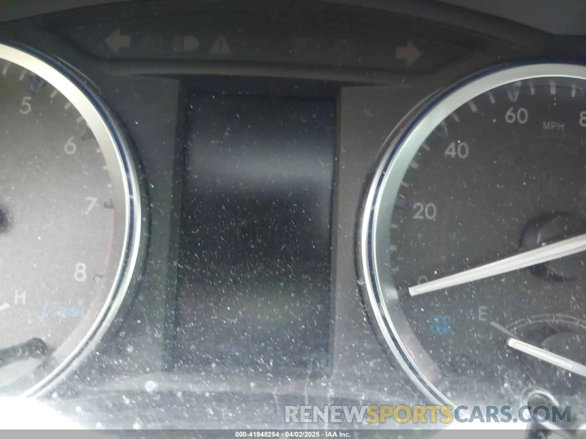 14 fotografías del automóvil dañado 5TDKZRFH1KS329273 TOYOTA HIGHLANDER 2019