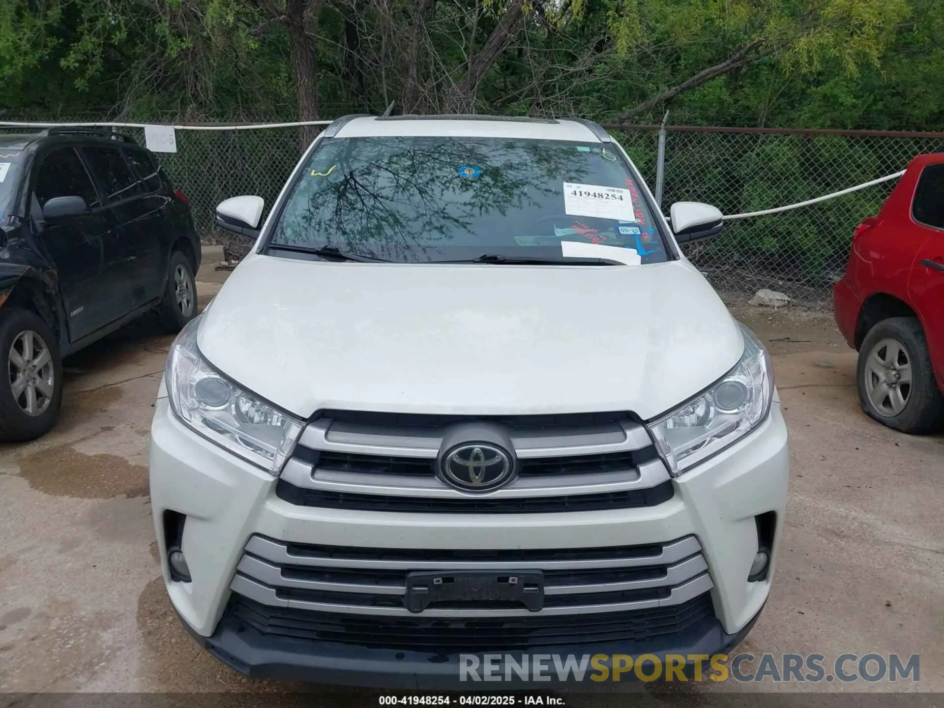 6 fotografías del automóvil dañado 5TDKZRFH1KS329273 TOYOTA HIGHLANDER 2019