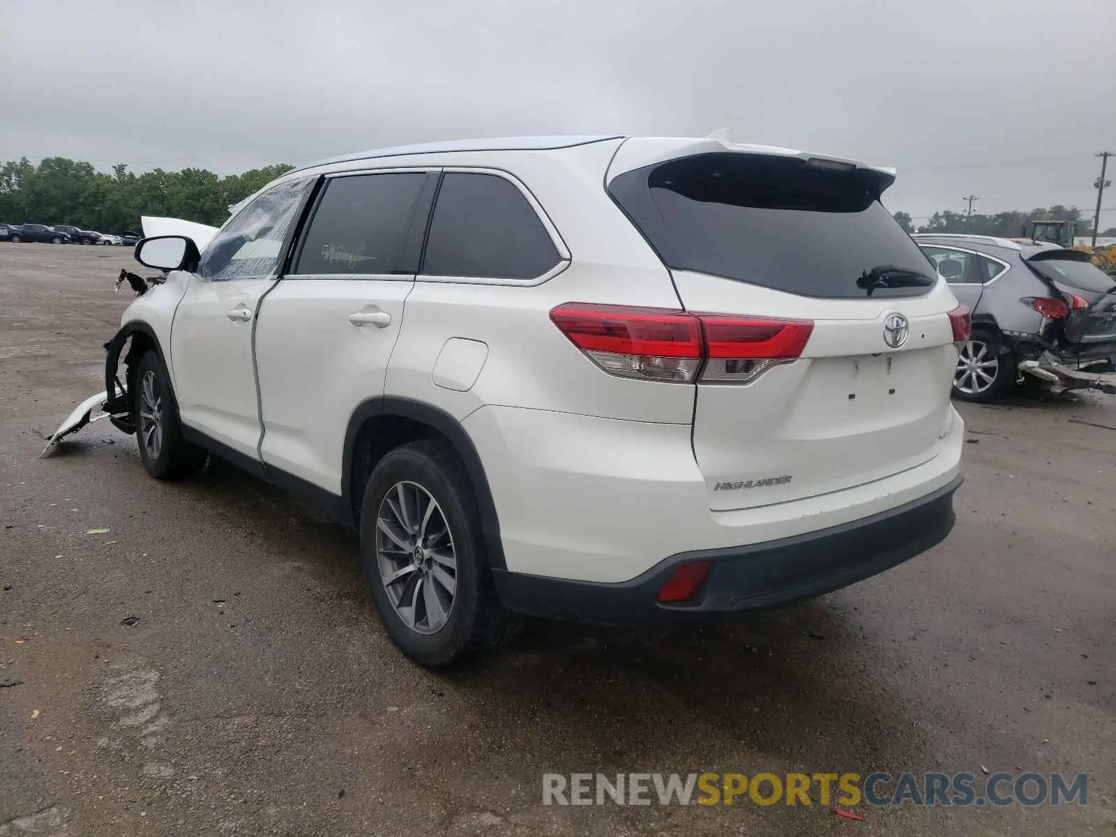 3 fotografías del automóvil dañado 5TDKZRFH1KS555457 TOYOTA HIGHLANDER 2019