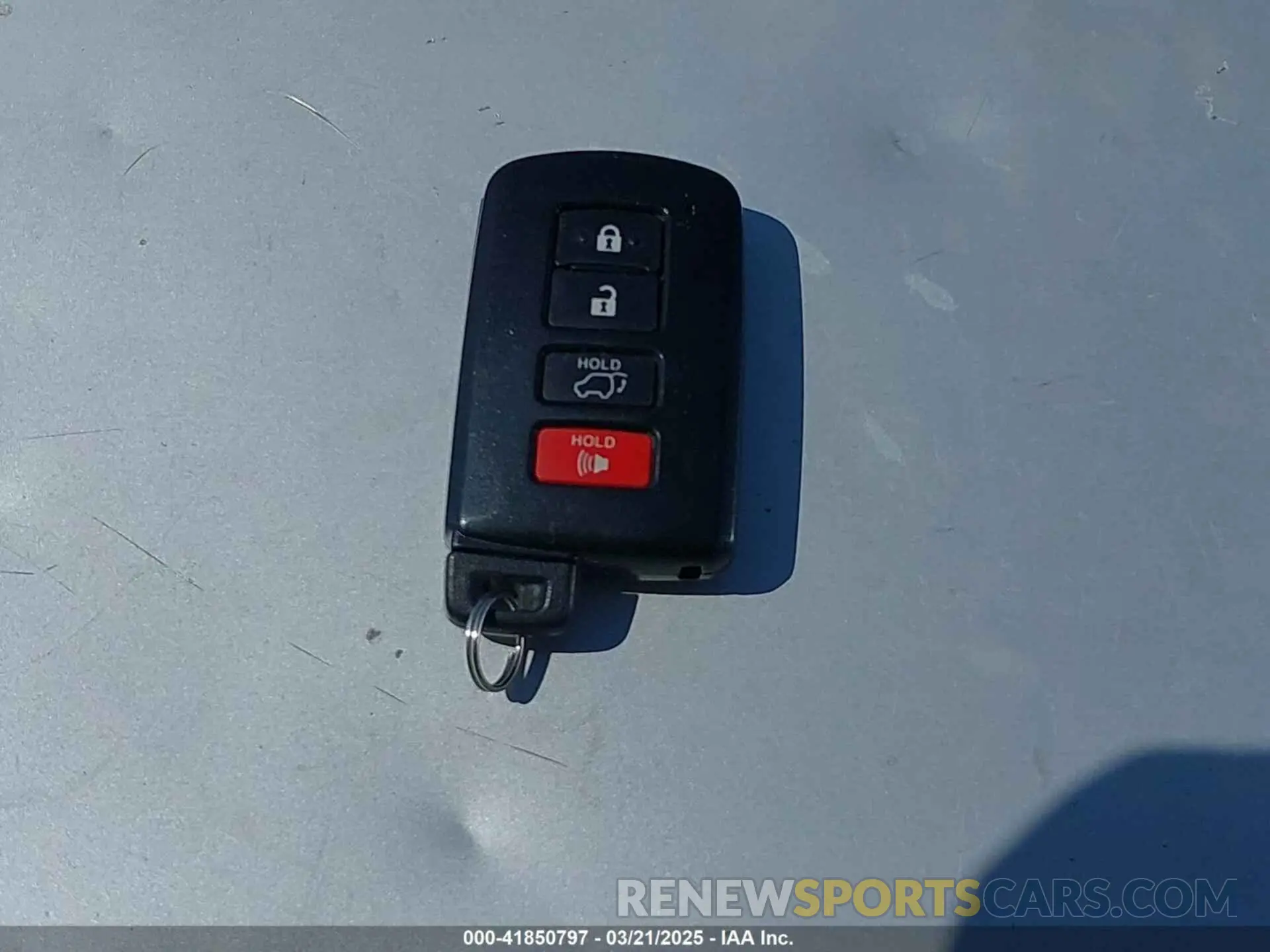 11 fotografías del automóvil dañado 5TDKZRFH1KS567284 TOYOTA HIGHLANDER 2019