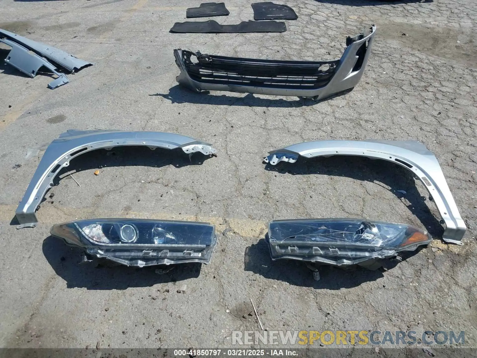 12 fotografías del automóvil dañado 5TDKZRFH1KS567284 TOYOTA HIGHLANDER 2019