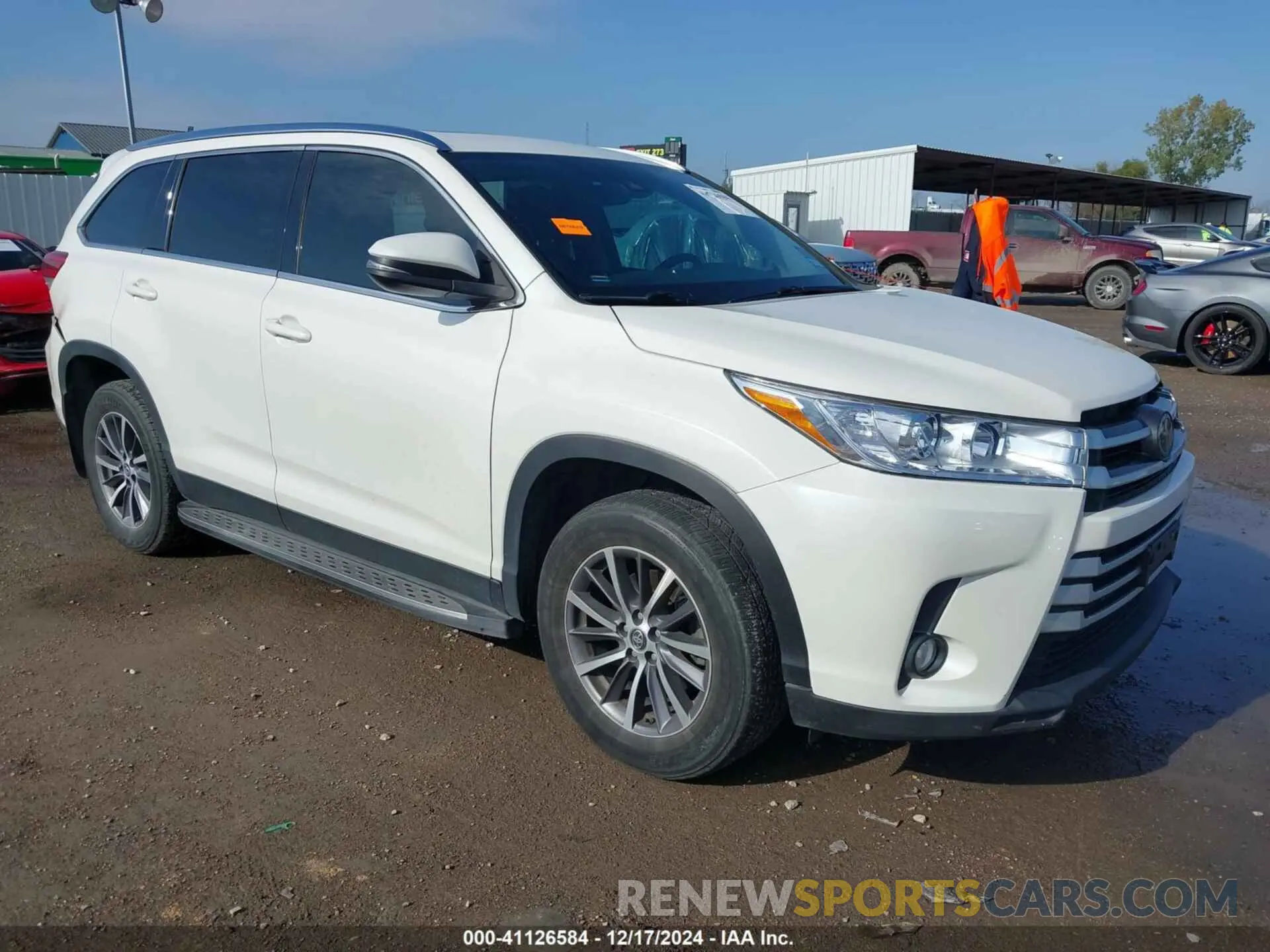 1 fotografías del automóvil dañado 5TDKZRFH1KS572002 TOYOTA HIGHLANDER 2019