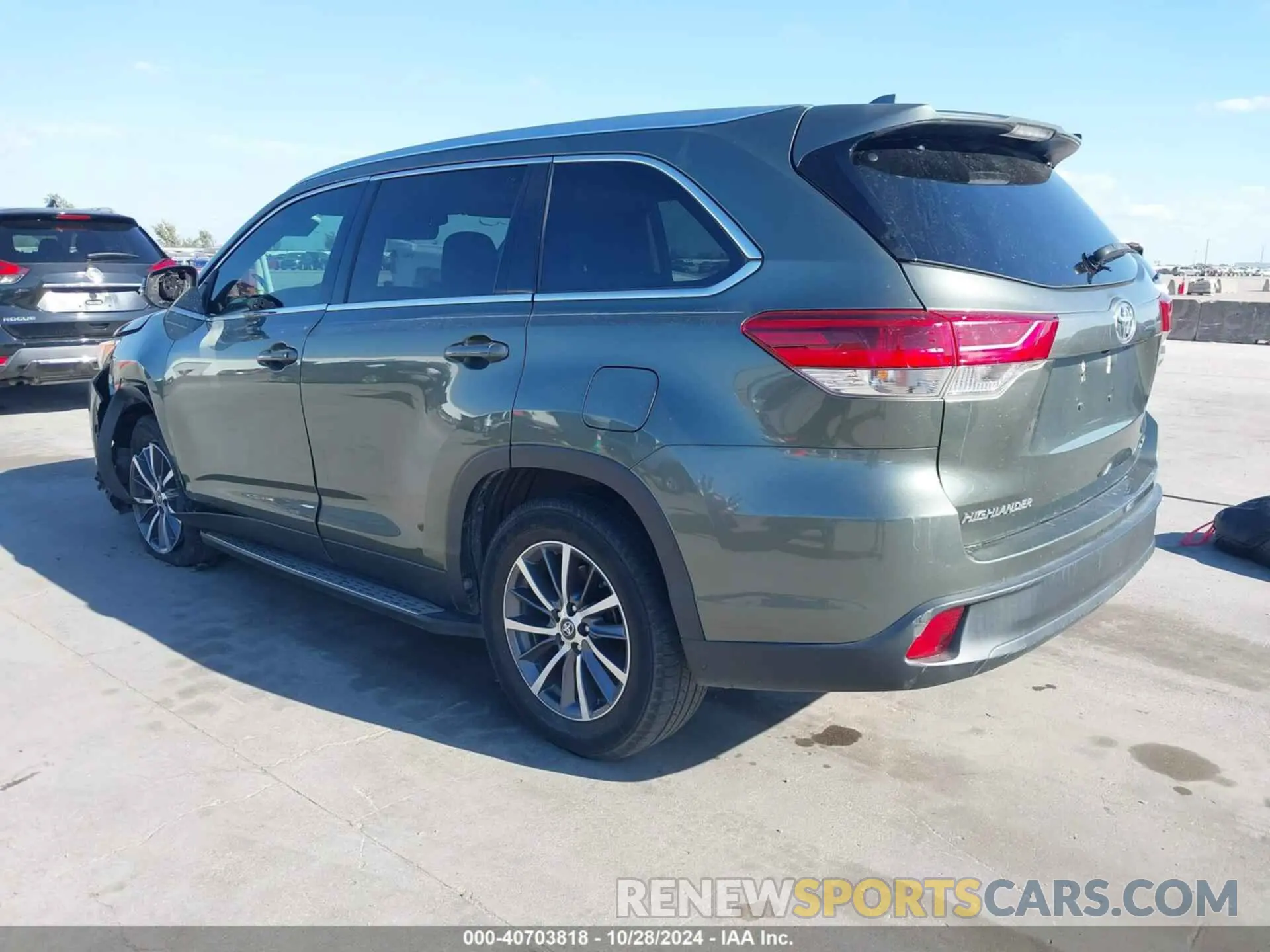 3 fotografías del automóvil dañado 5TDKZRFH2KS296011 TOYOTA HIGHLANDER 2019