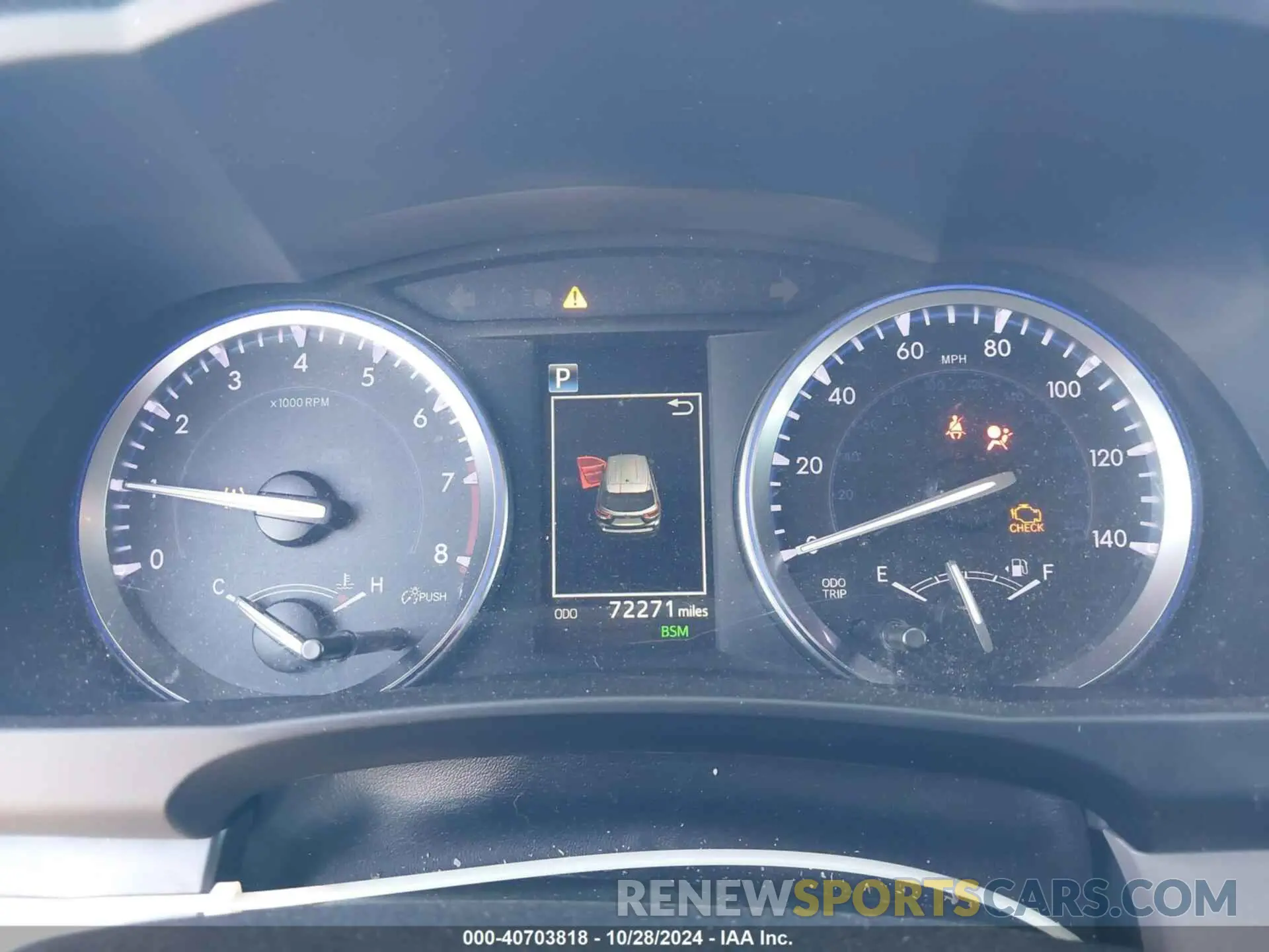 7 fotografías del automóvil dañado 5TDKZRFH2KS296011 TOYOTA HIGHLANDER 2019