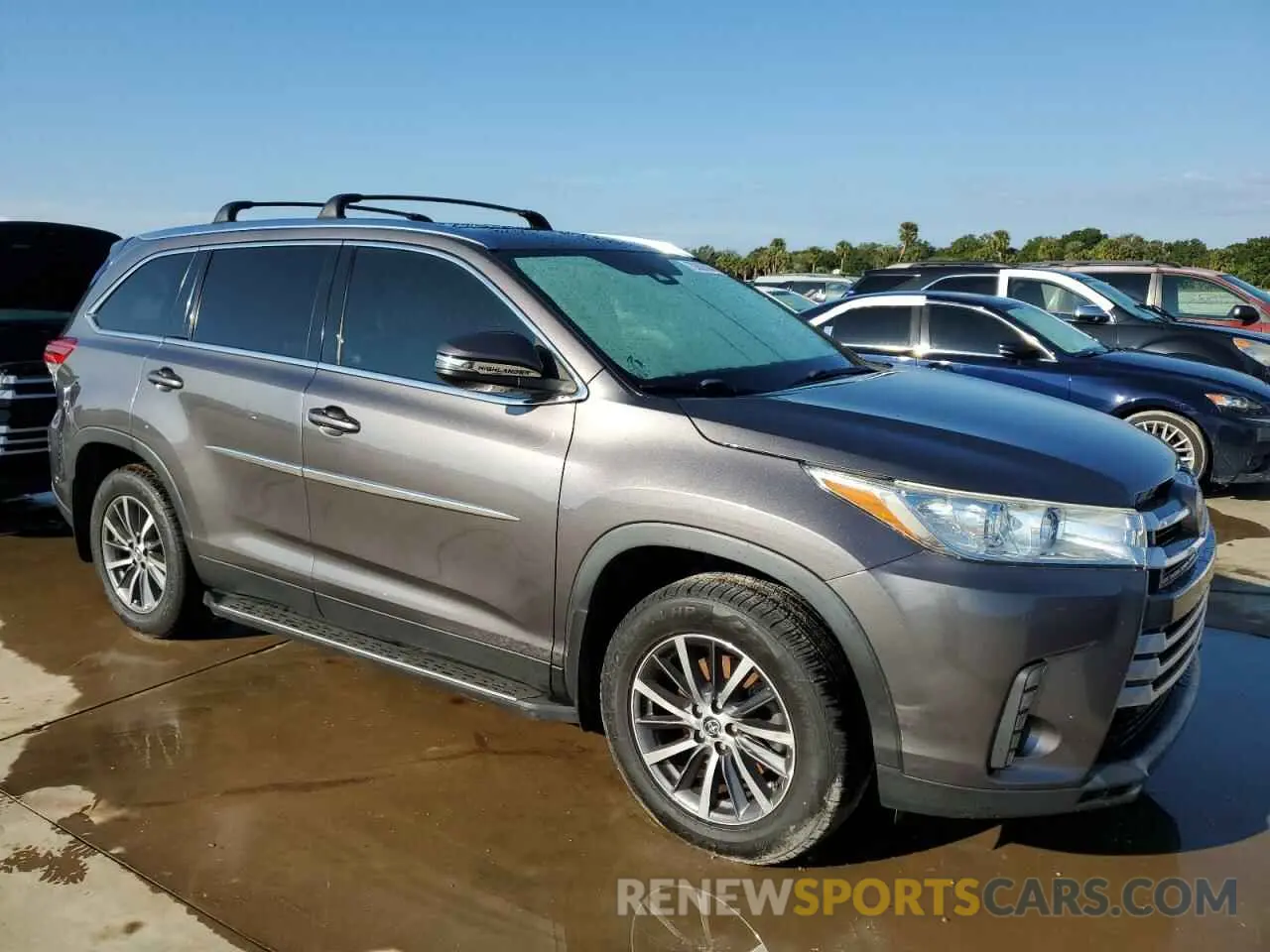 4 fotografías del automóvil dañado 5TDKZRFH2KS300932 TOYOTA HIGHLANDER 2019