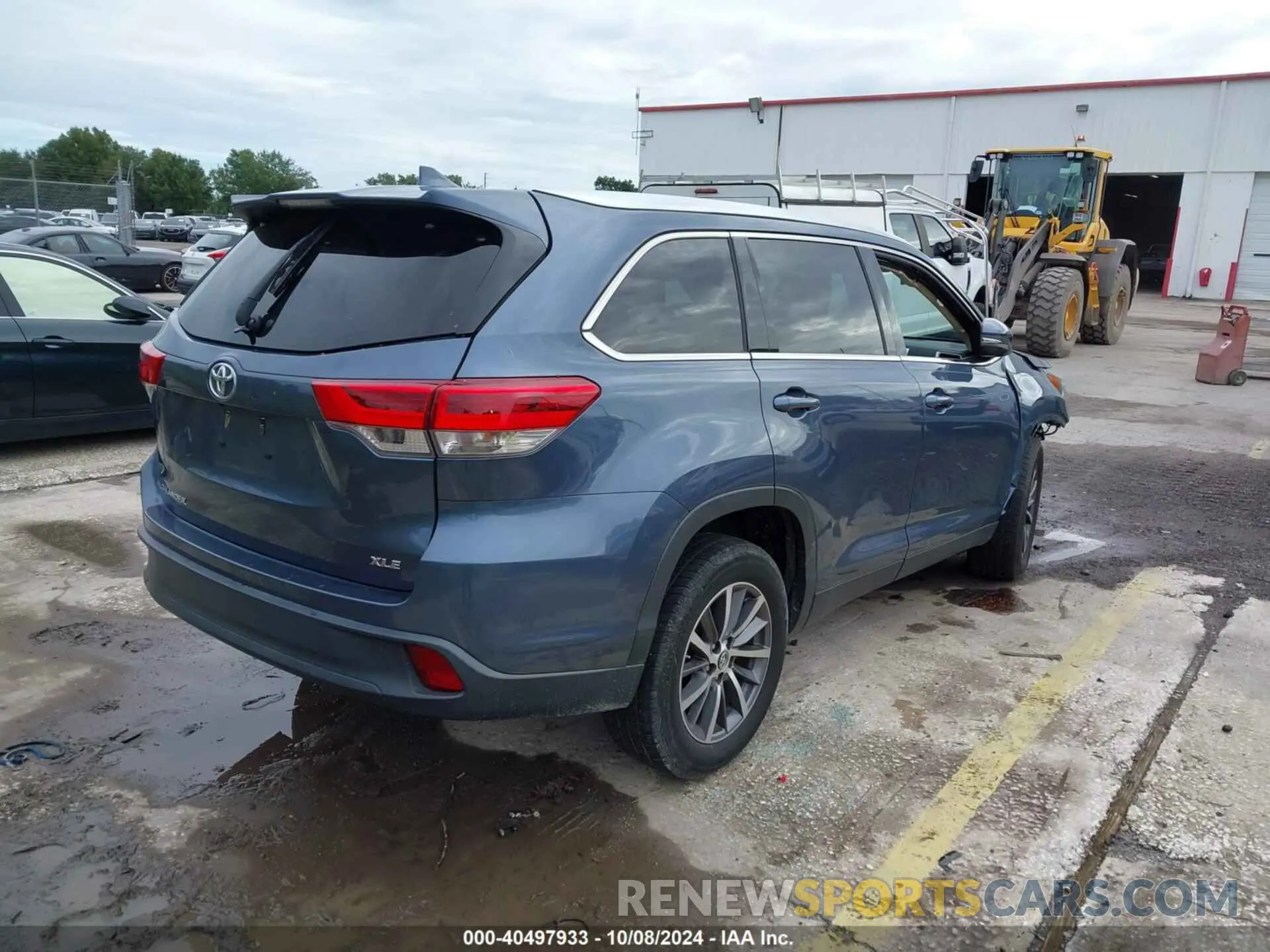 4 fotografías del automóvil dañado 5TDKZRFH2KS304821 TOYOTA HIGHLANDER 2019
