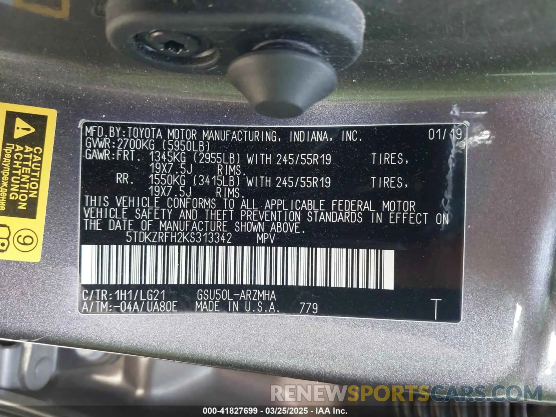 9 fotografías del automóvil dañado 5TDKZRFH2KS313342 TOYOTA HIGHLANDER 2019